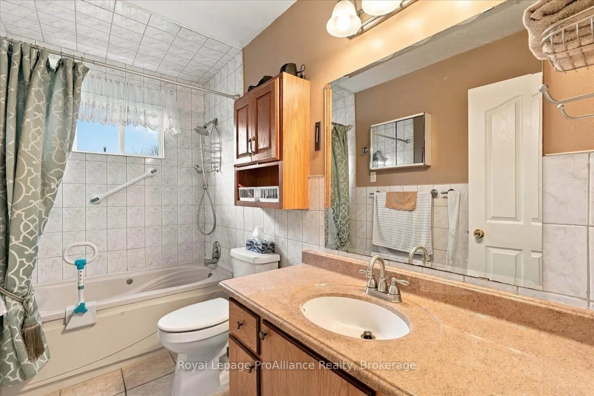 4 Bogart Crescent