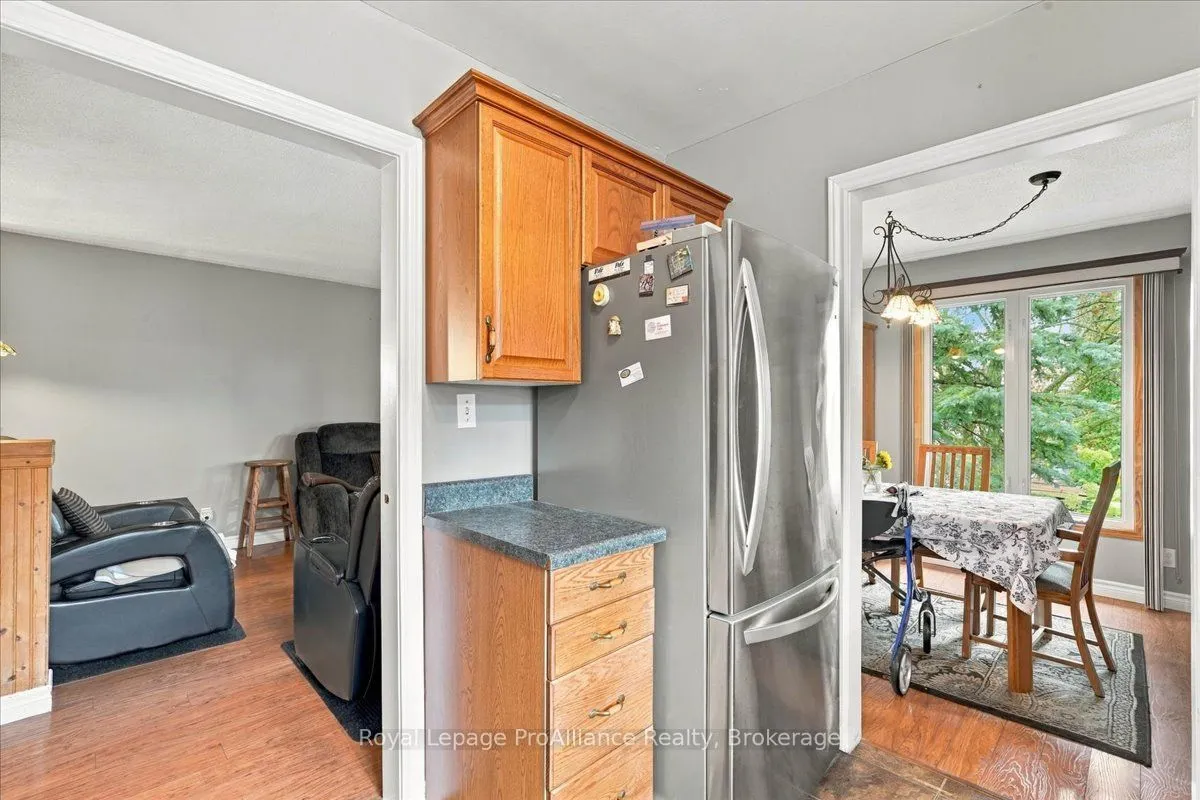 4 Bogart Crescent