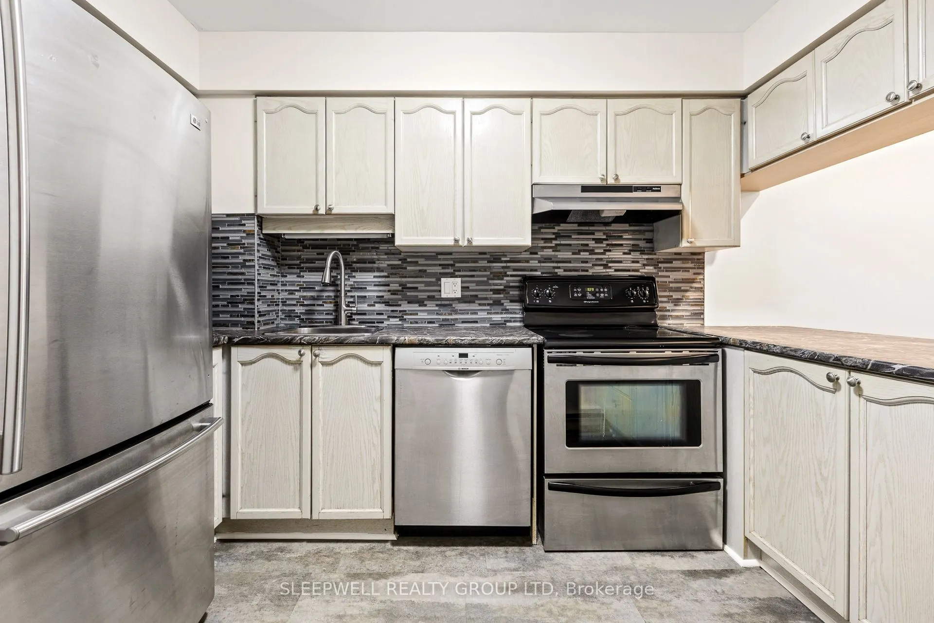 394 Briston Private #4
