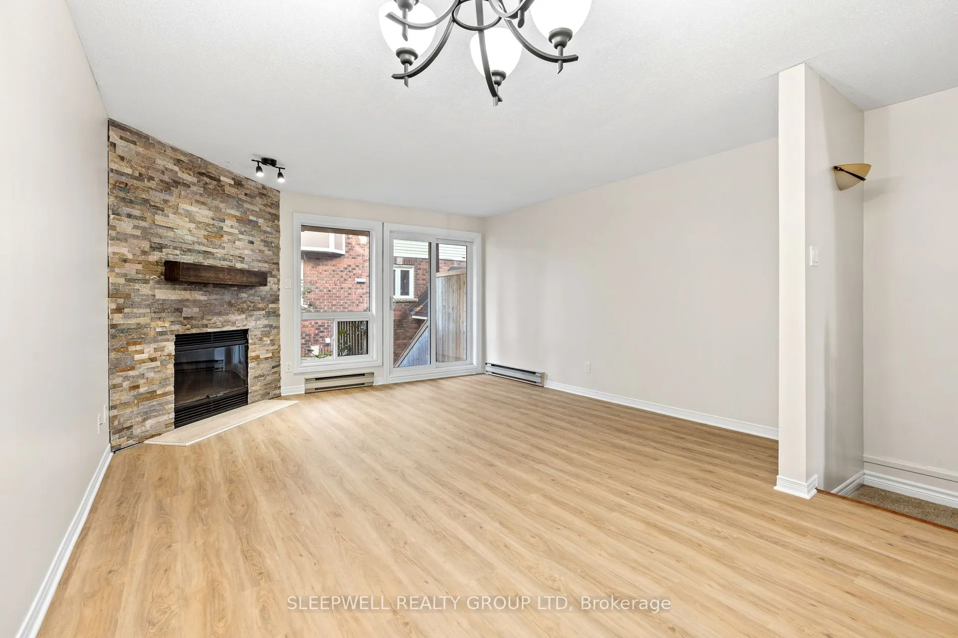 394 Briston Private #4