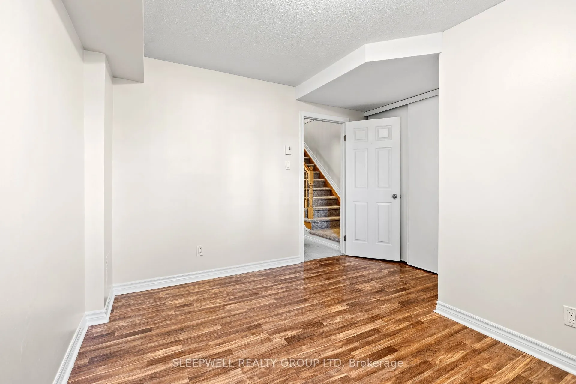 394 Briston Private #4