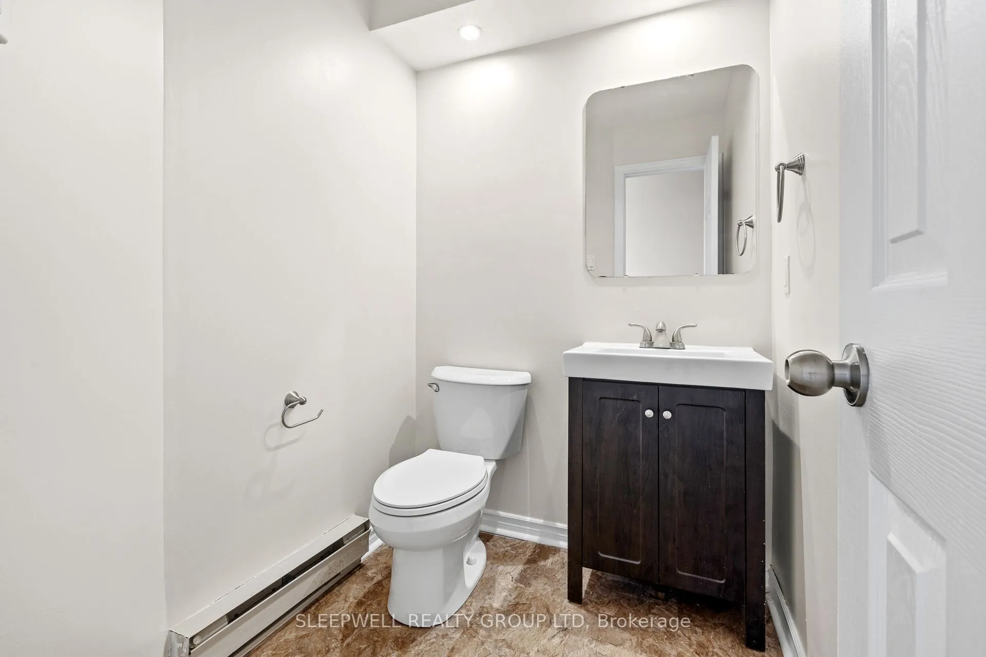 394 Briston Private #4