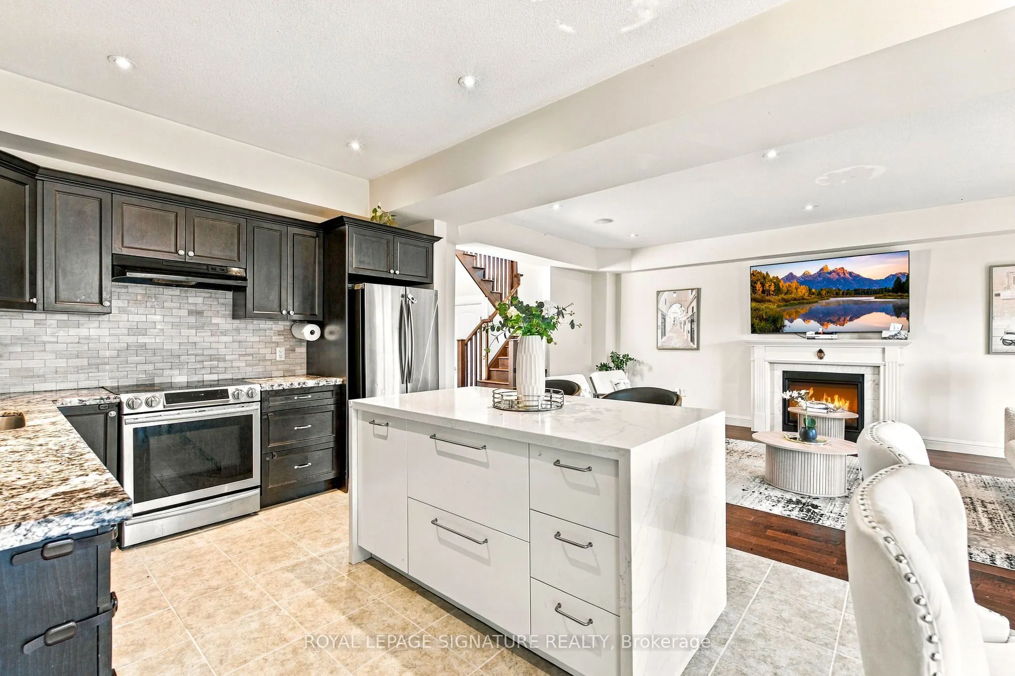 17 Lagoon Avenue