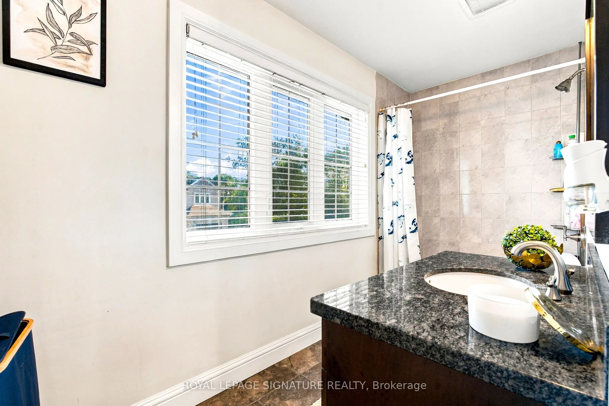 17 Lagoon Avenue