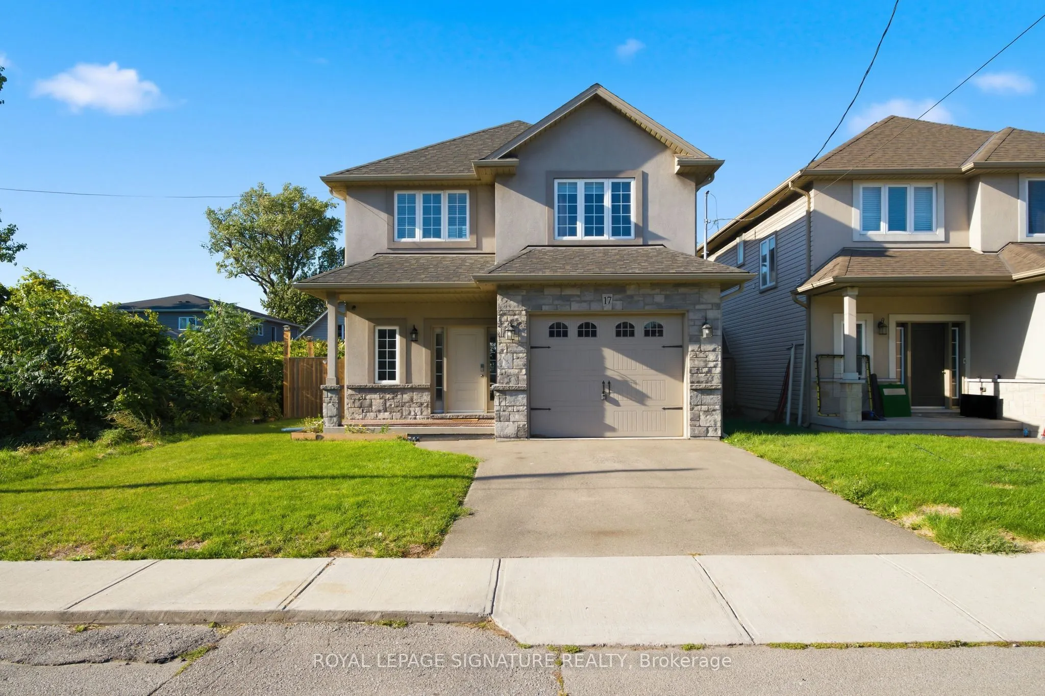 17 Lagoon Avenue