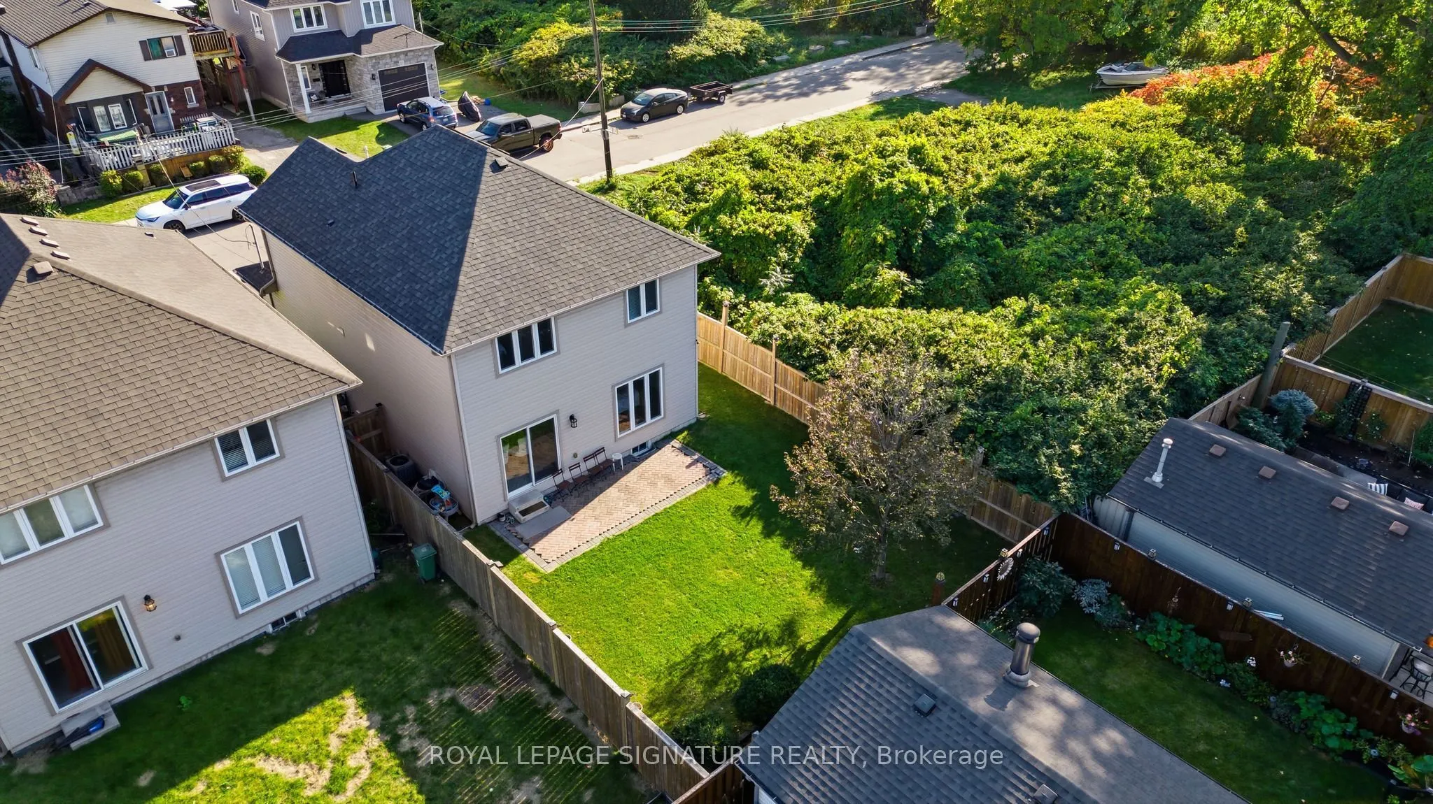 17 Lagoon Avenue