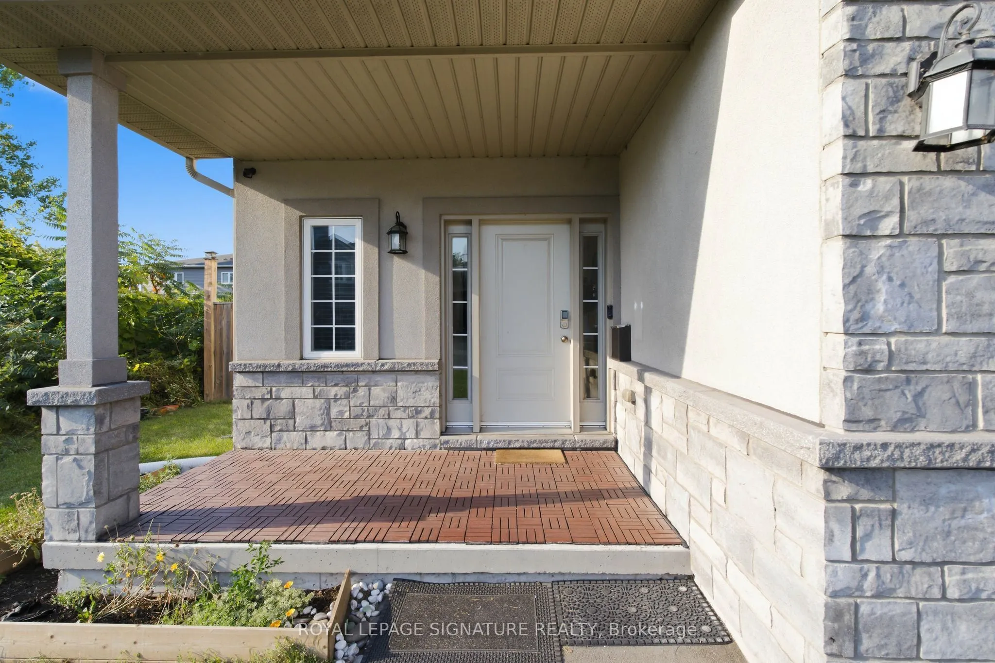 17 Lagoon Avenue