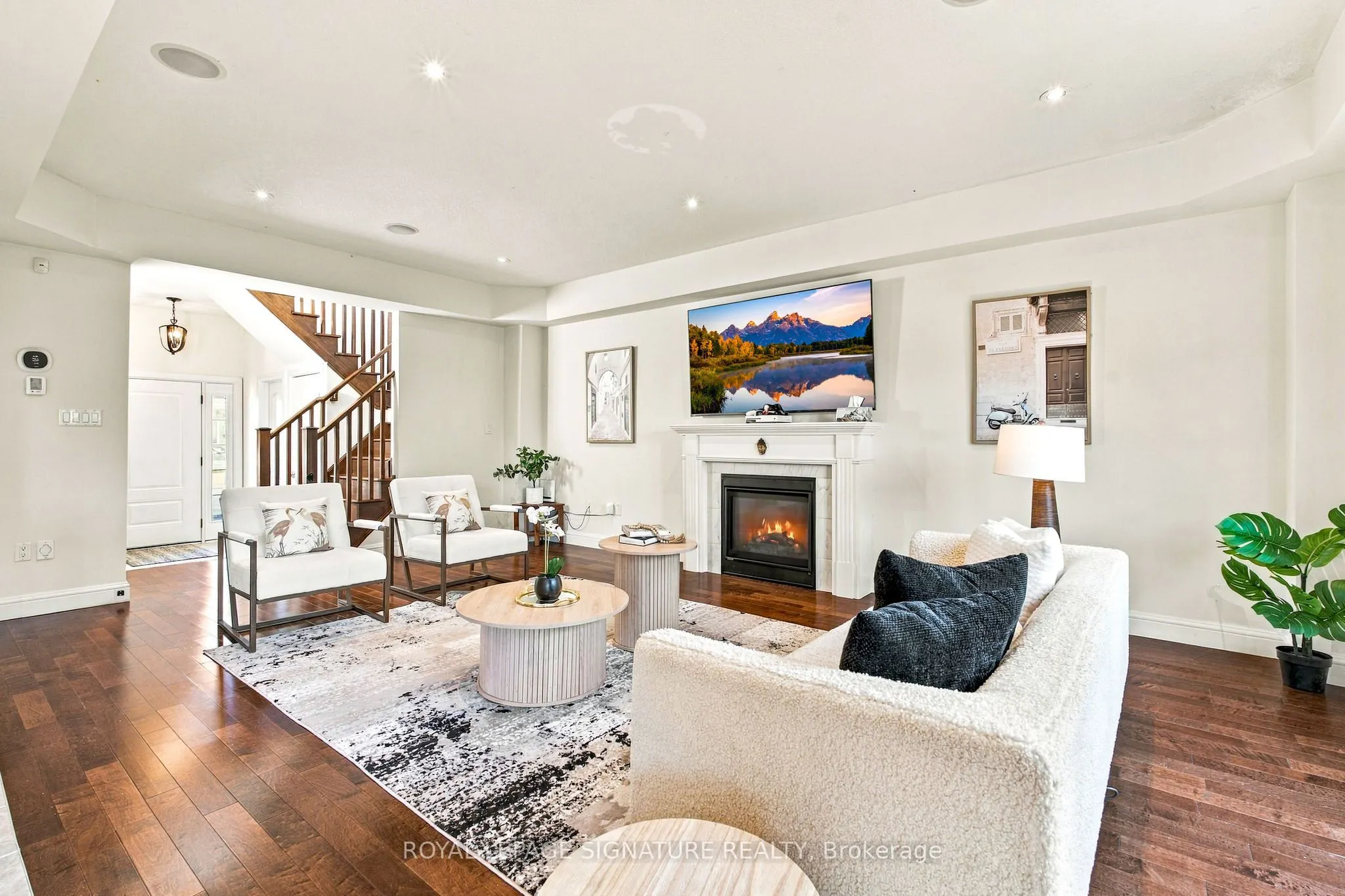 17 Lagoon Avenue