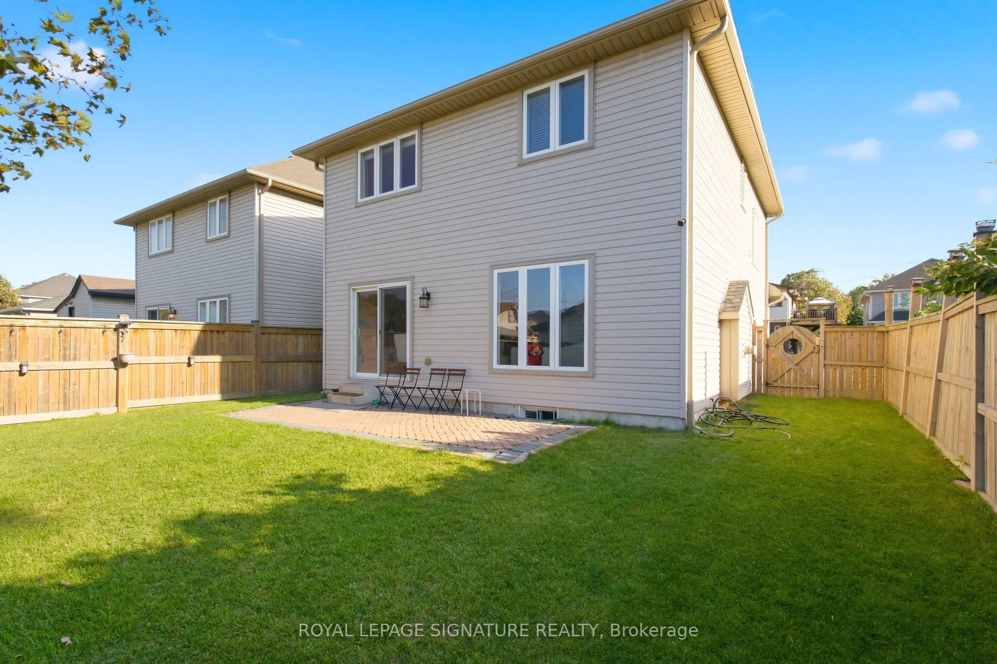 17 Lagoon Avenue