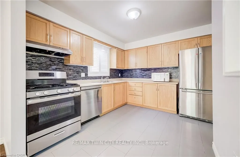 508 VERONICA Drive