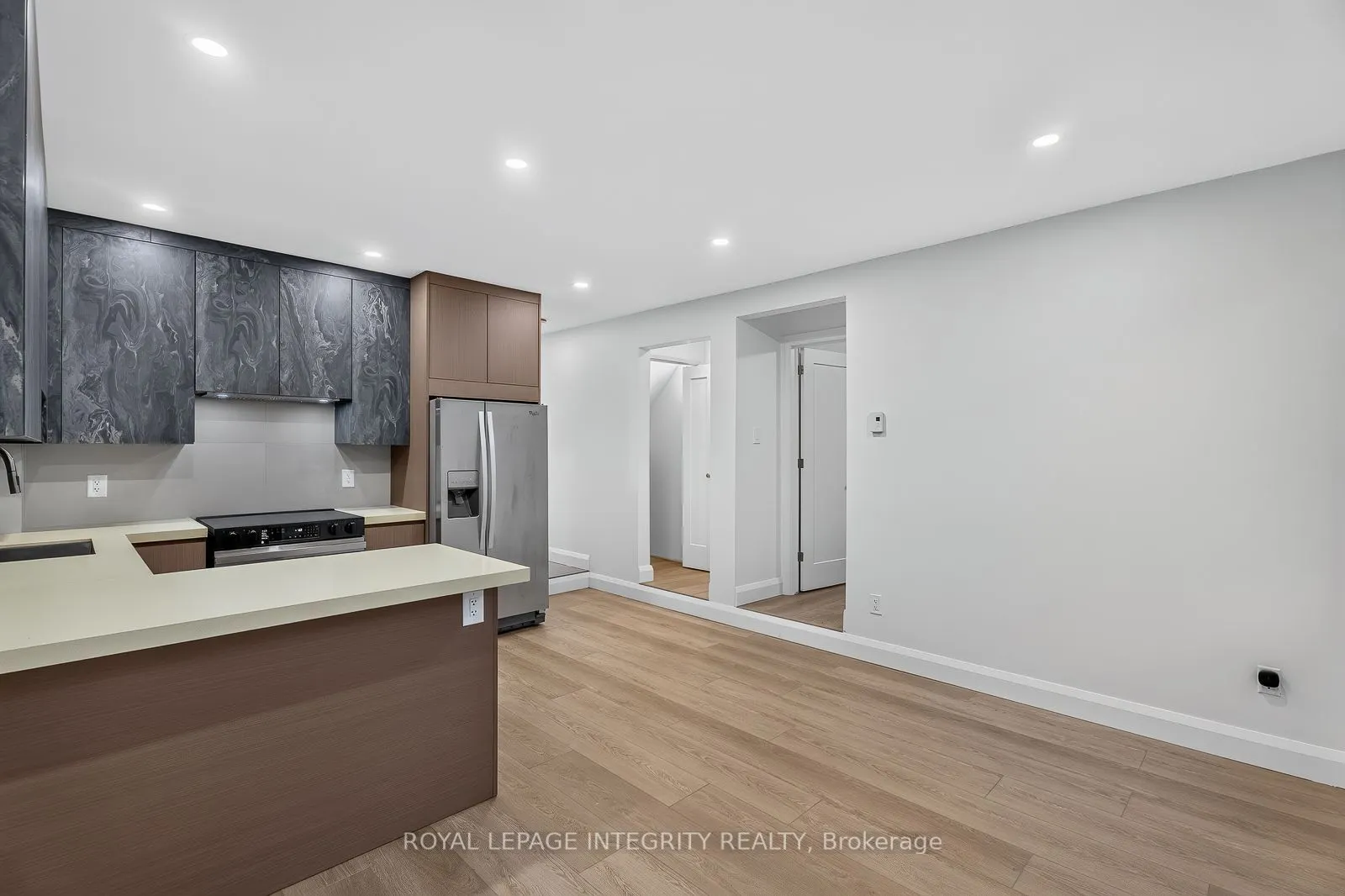 775 Kingfisher Crescent #B
