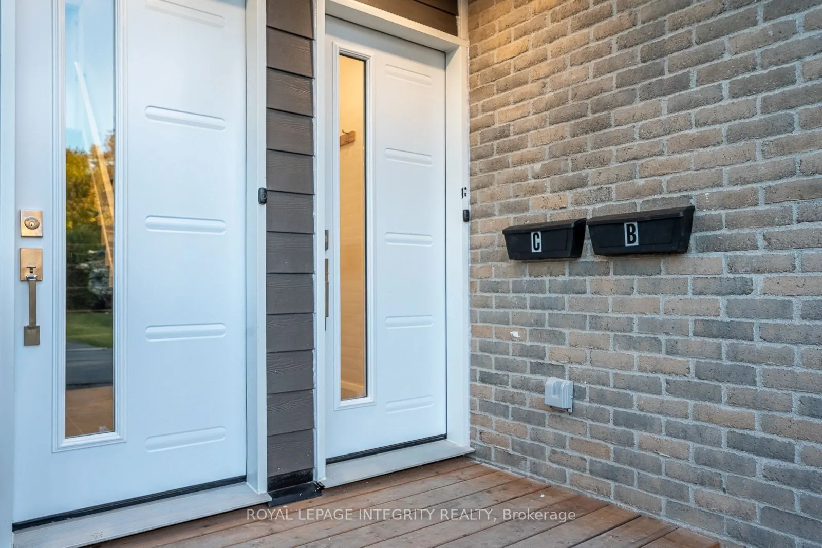 775 Kingfisher Crescent #B