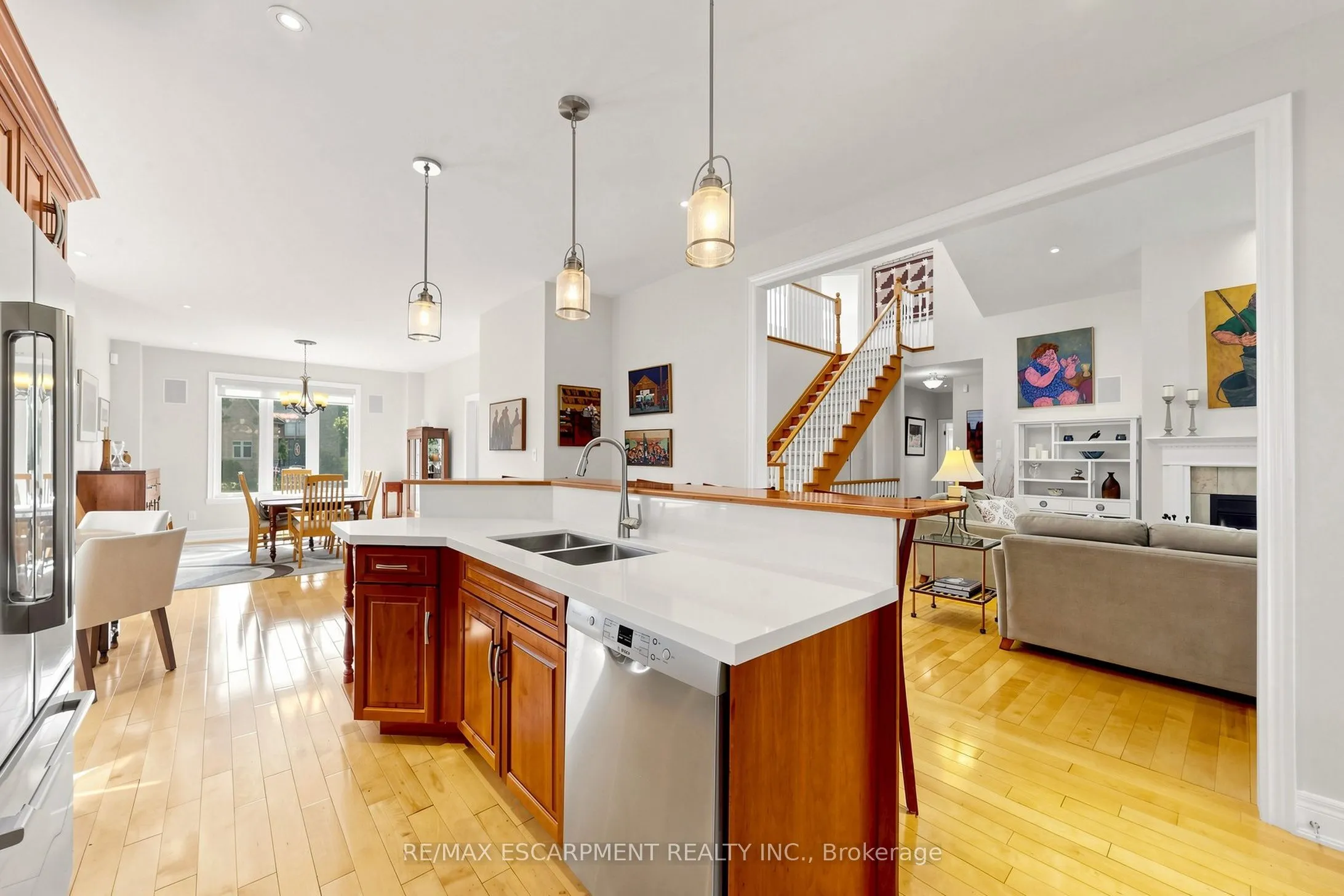 118 Foxridge Drive