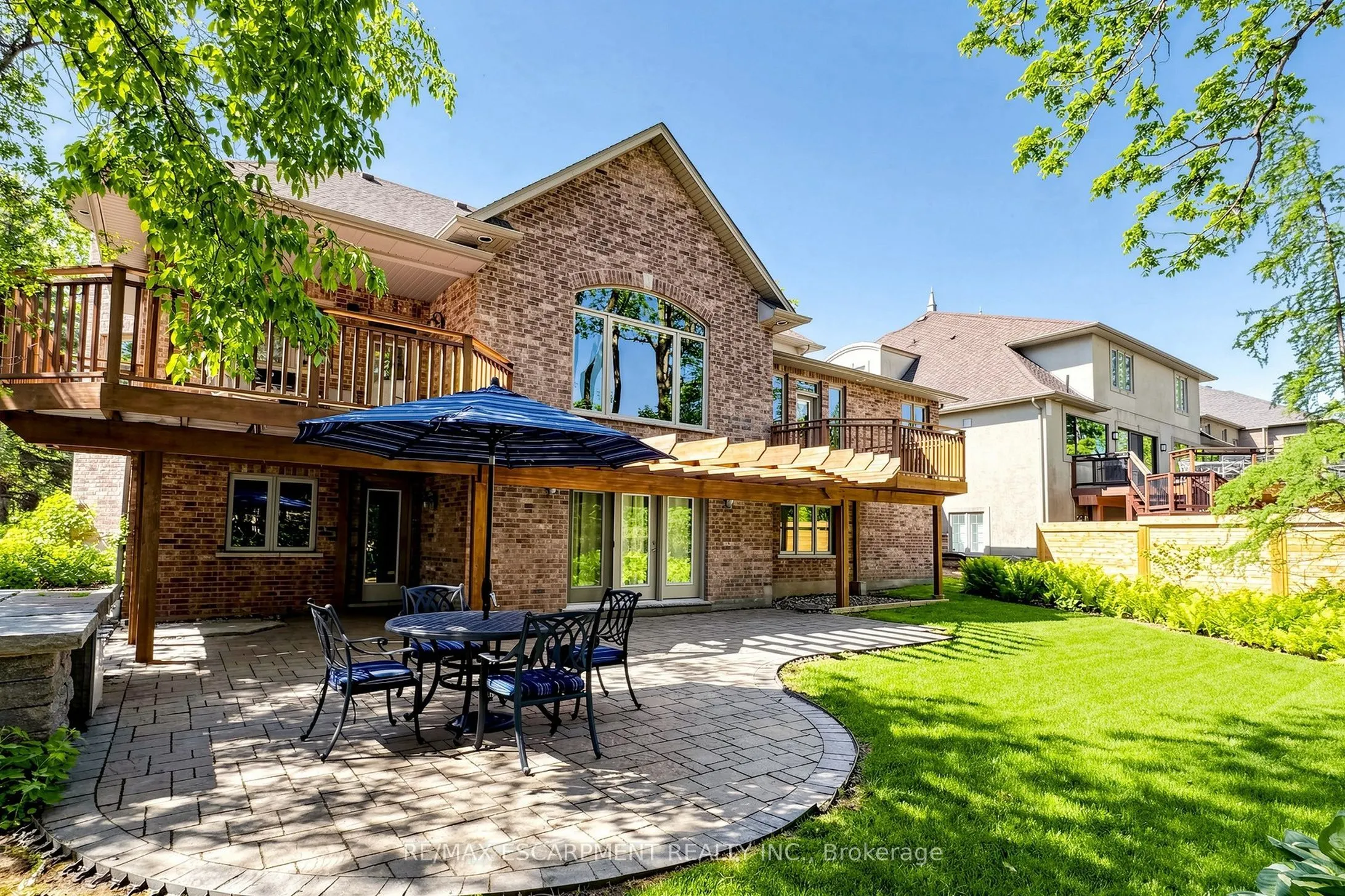 118 Foxridge Drive