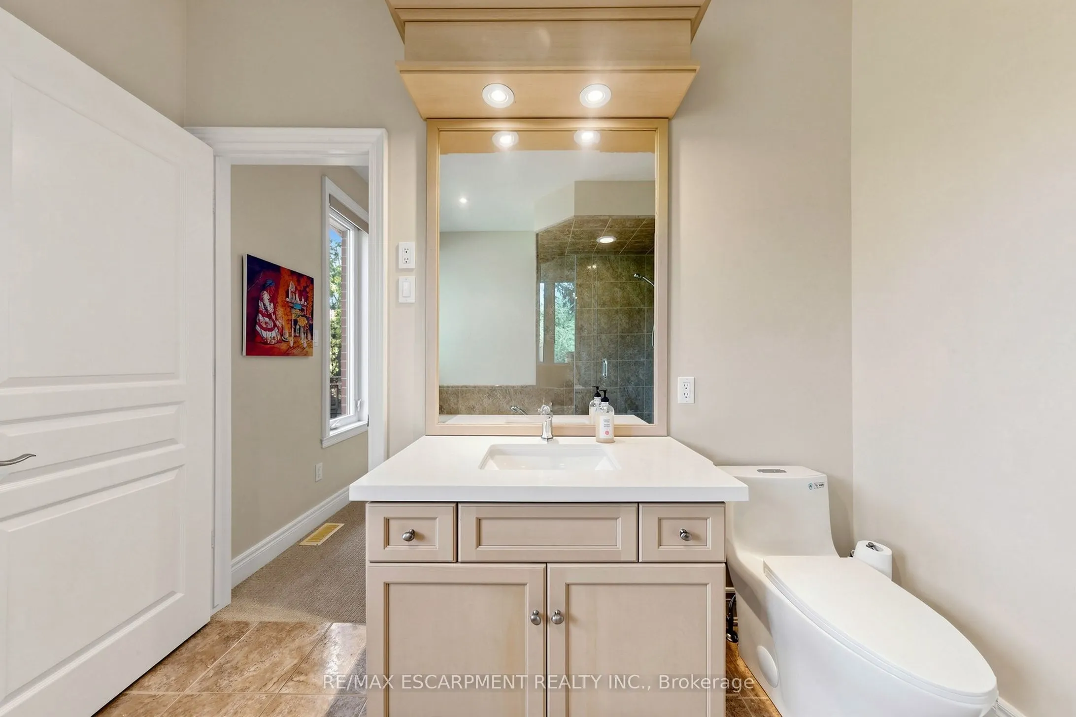 118 Foxridge Drive