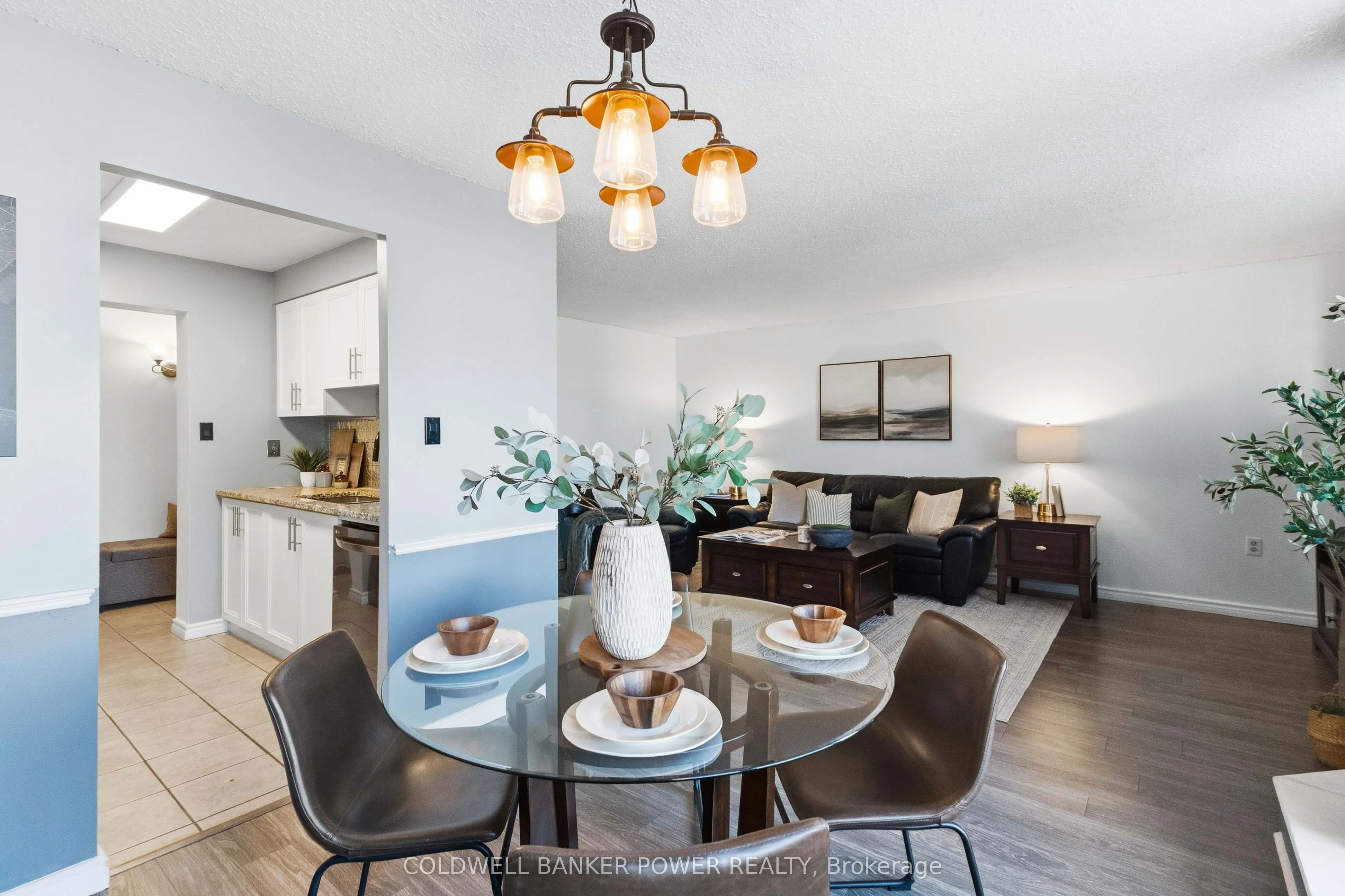 323 Colborne Street #302