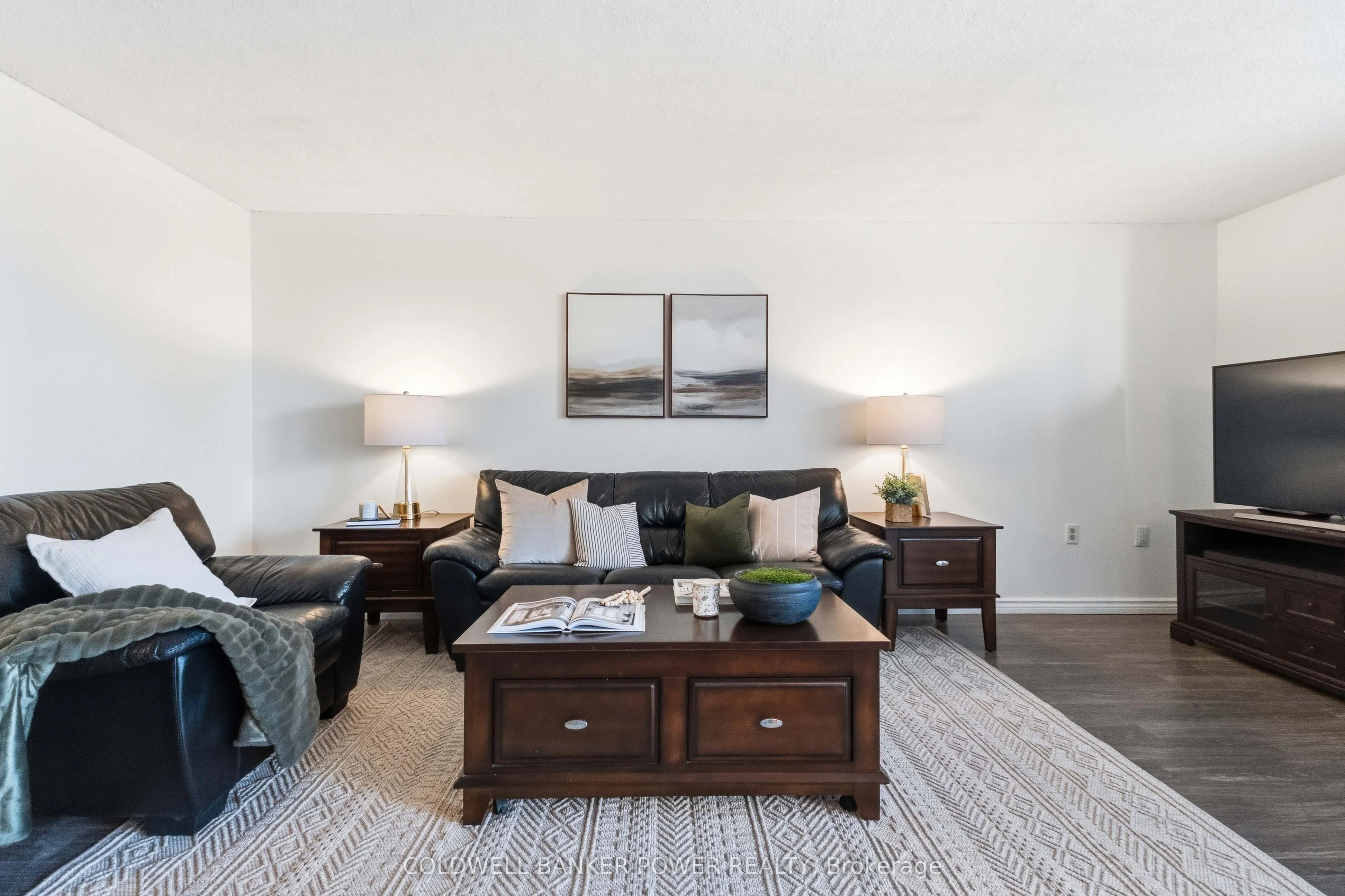 323 Colborne Street #302