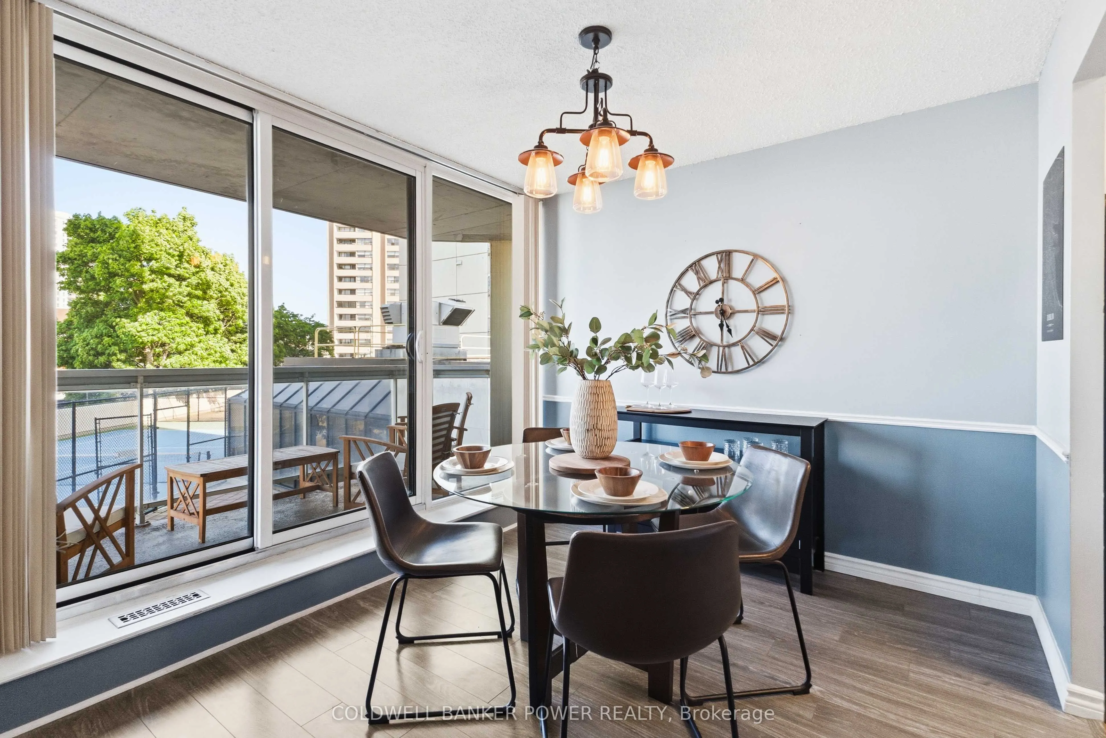 323 Colborne Street #302