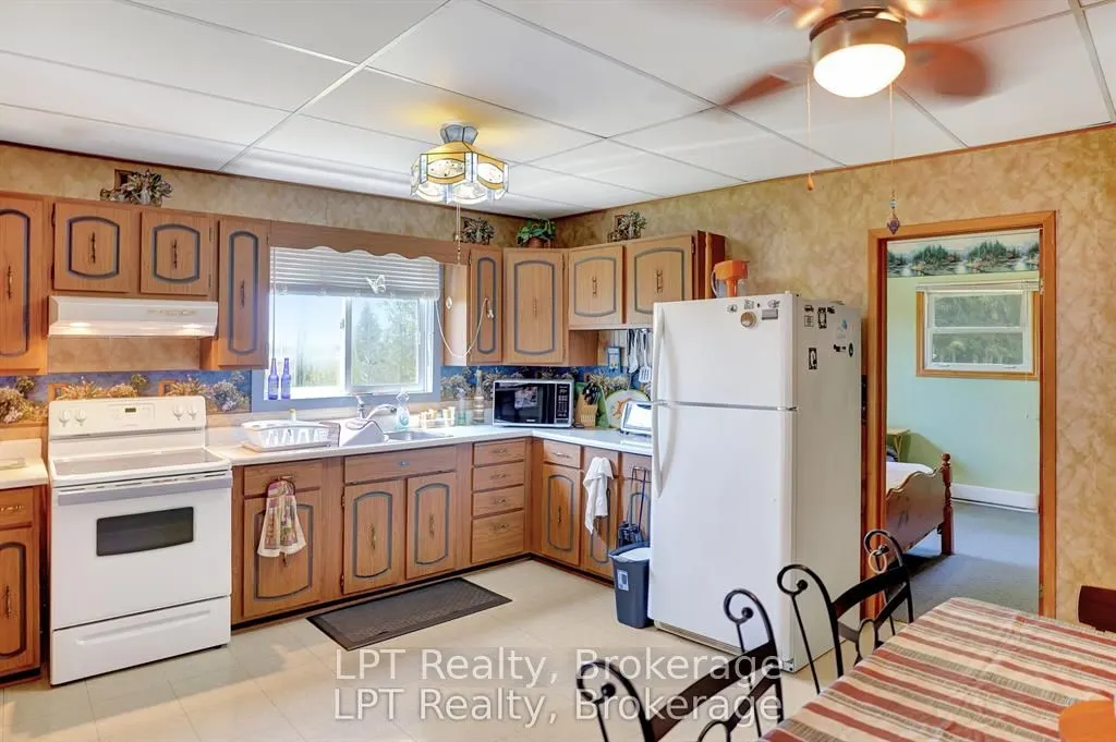 621 Huron Road