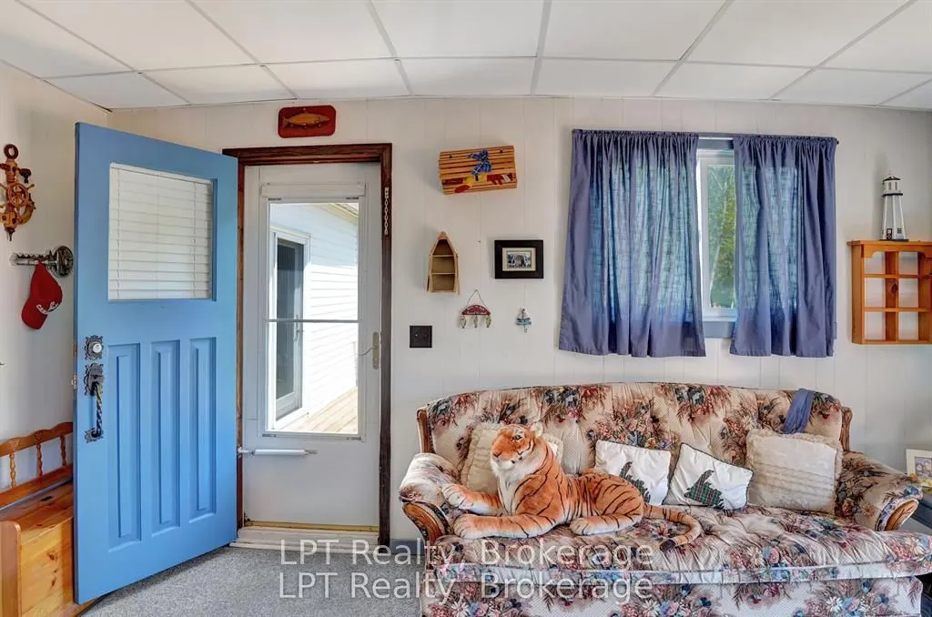 621 Huron Road