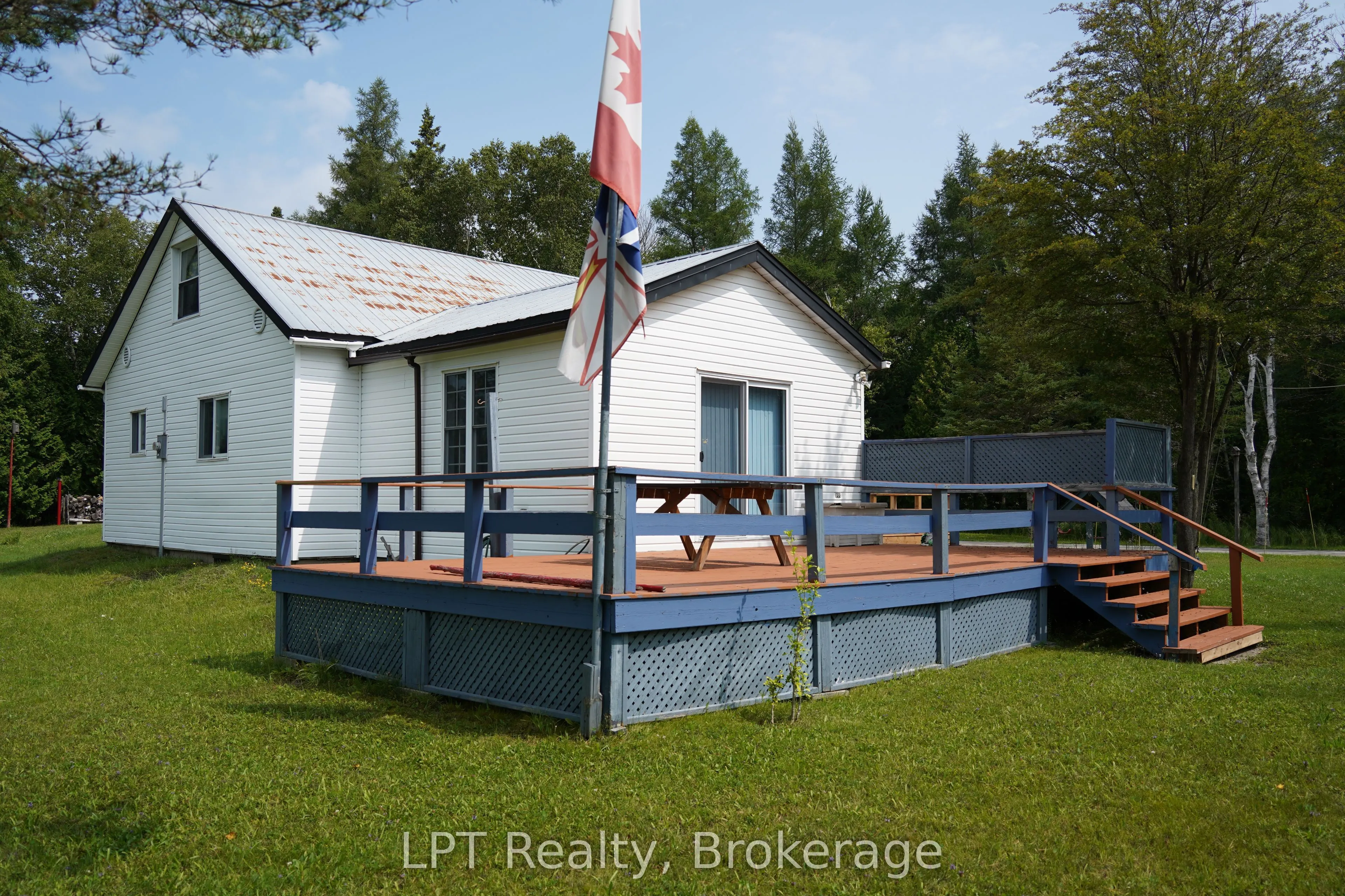 621 Huron Road