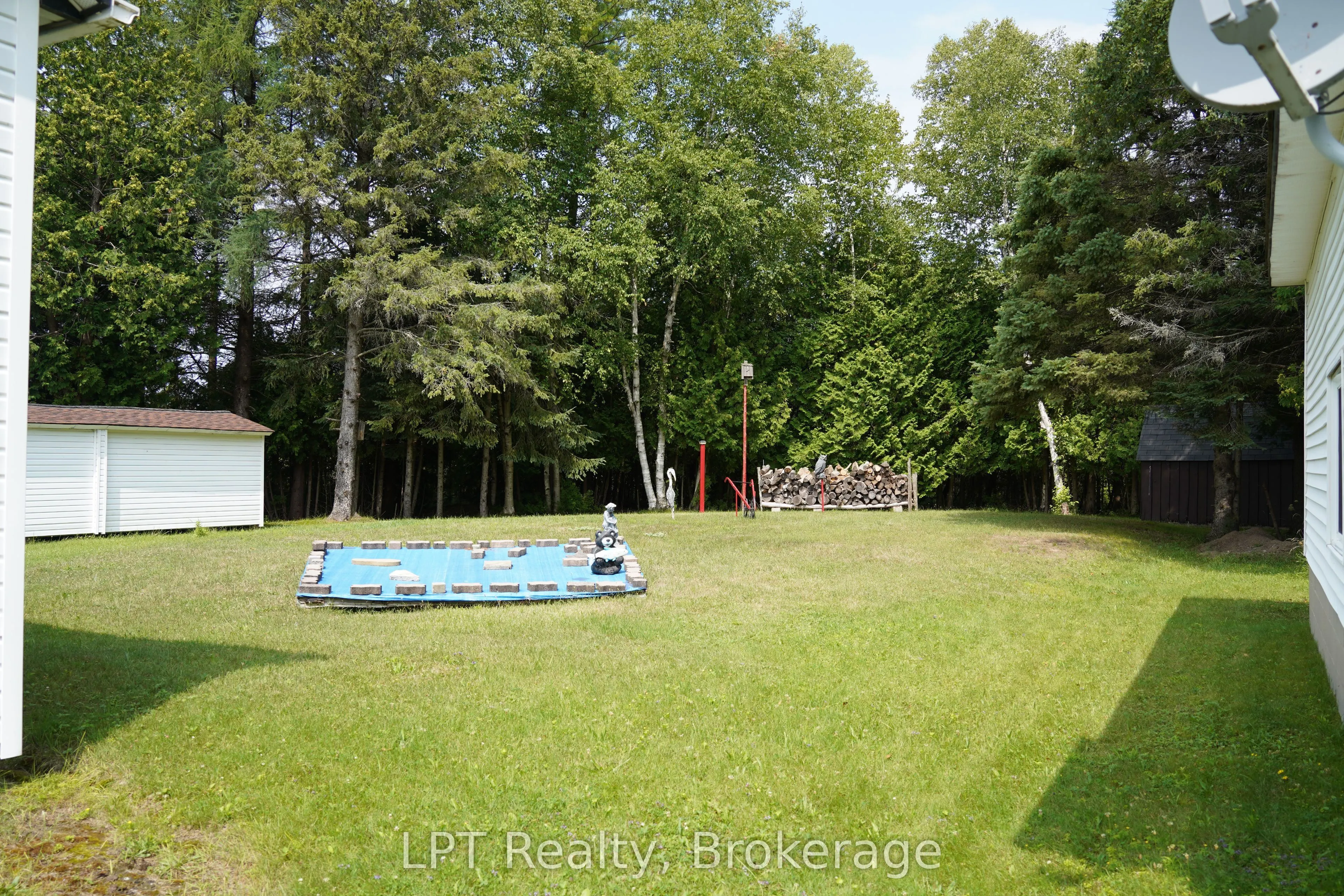 621 Huron Road