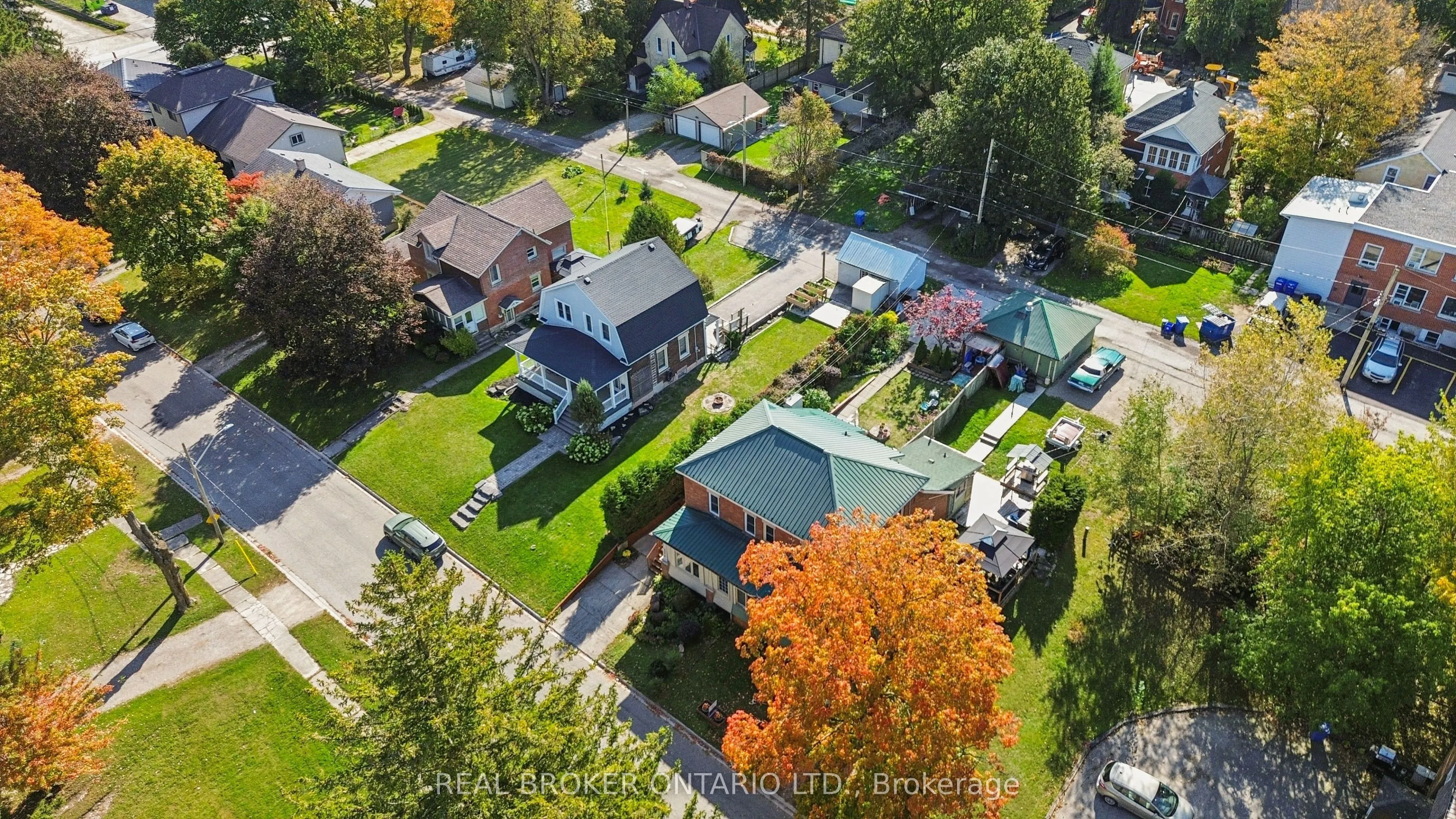 324 Daly Street