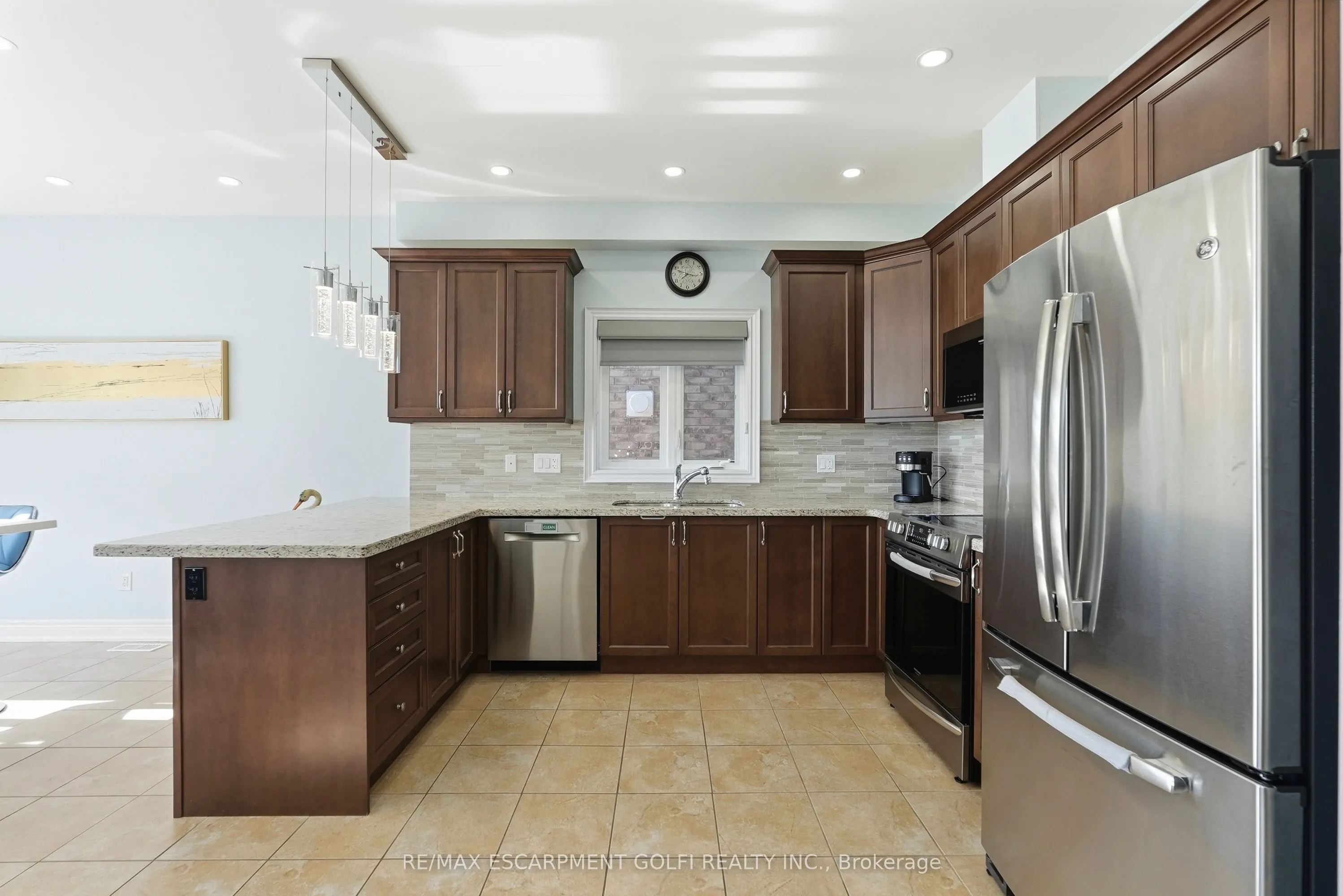 59 Greti Drive