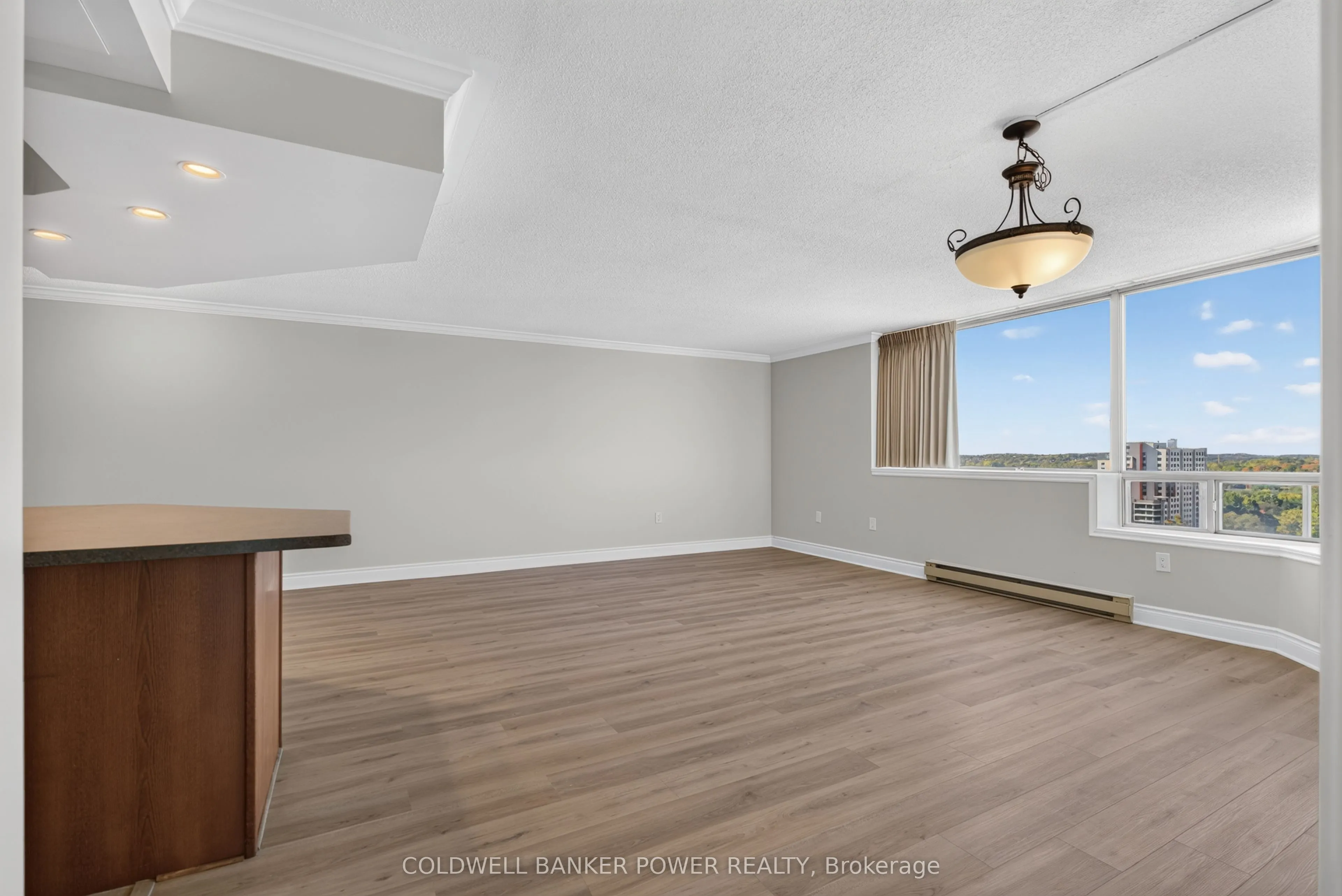 695 Richmond Street #1705