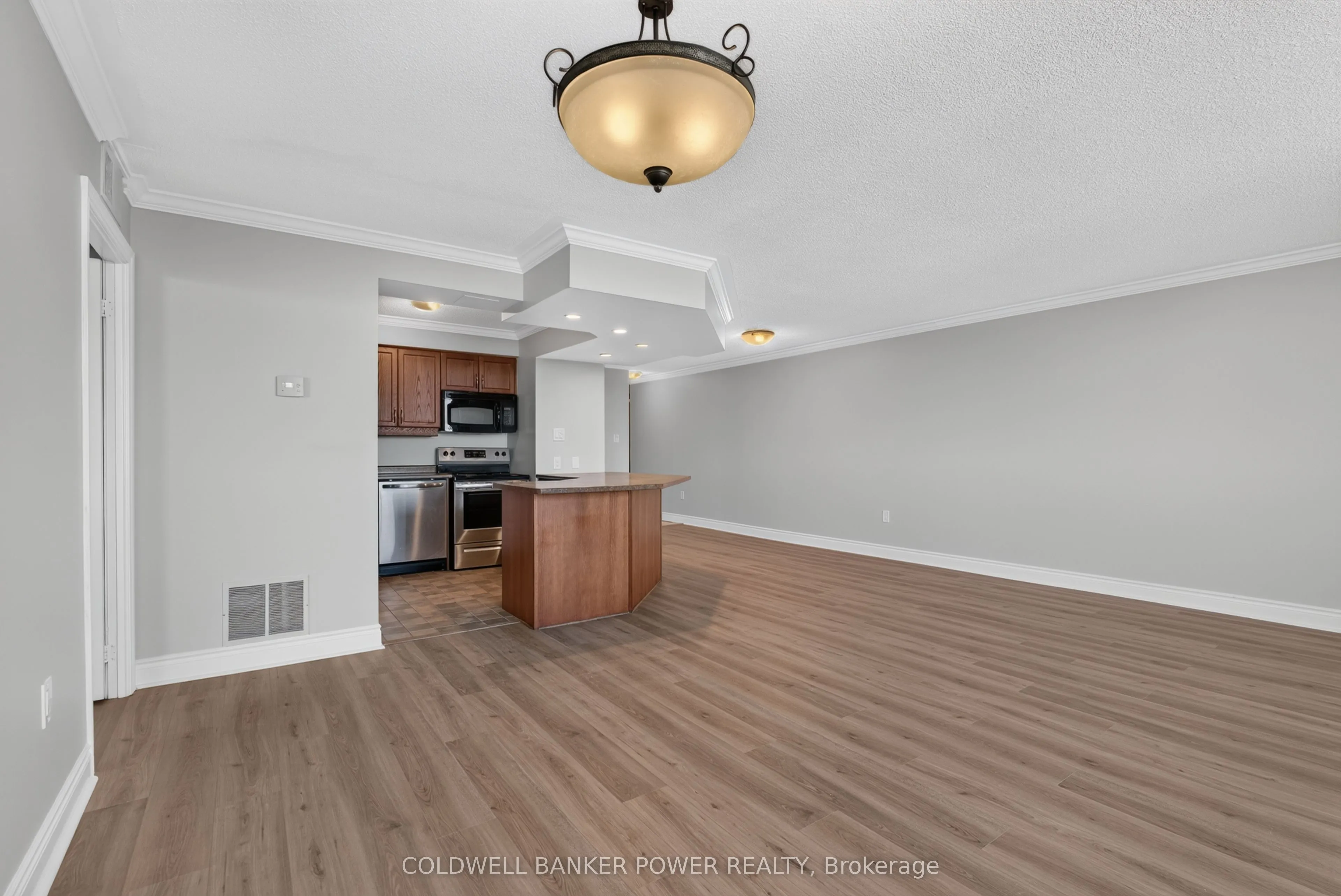 695 Richmond Street #1705