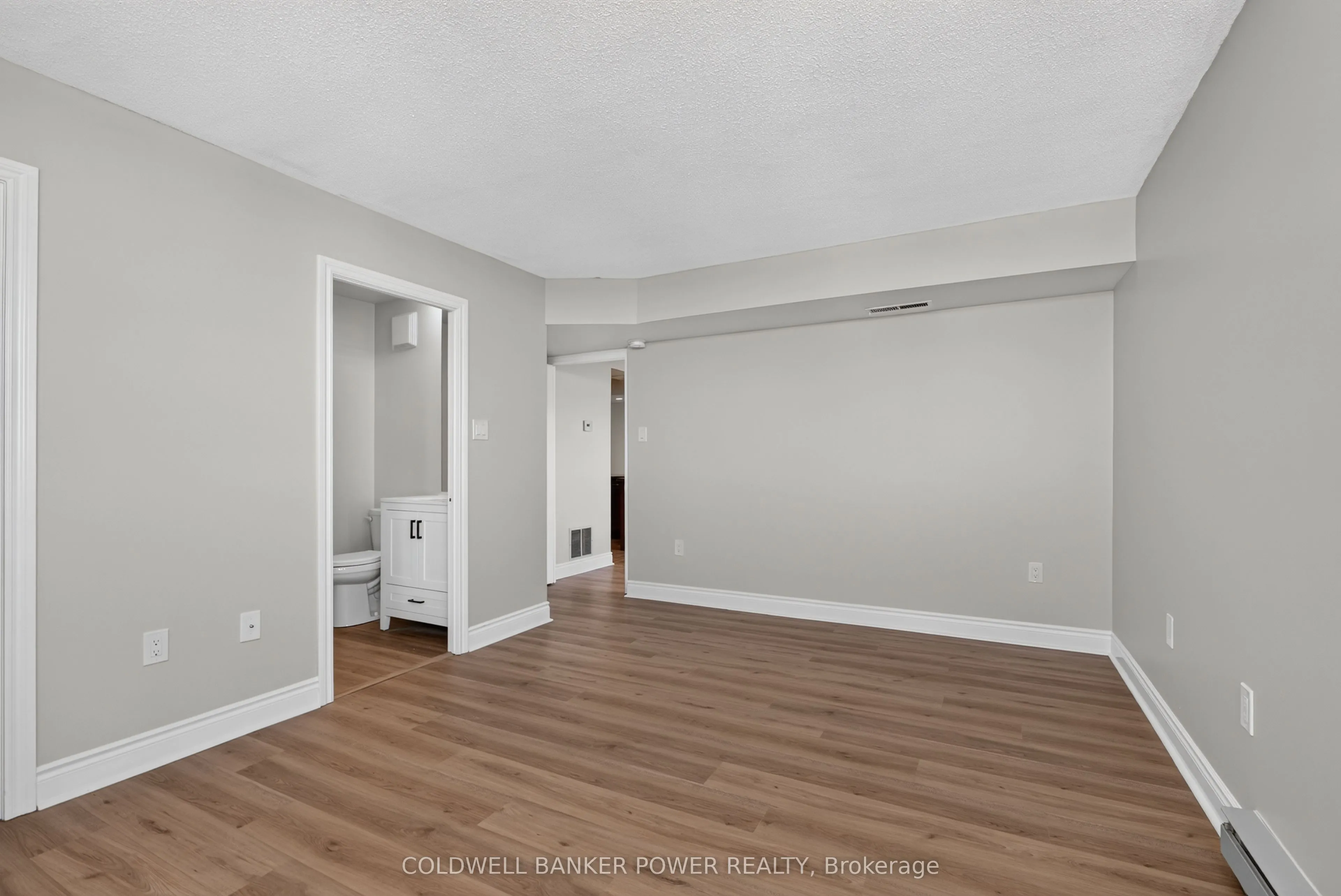 695 Richmond Street #1705