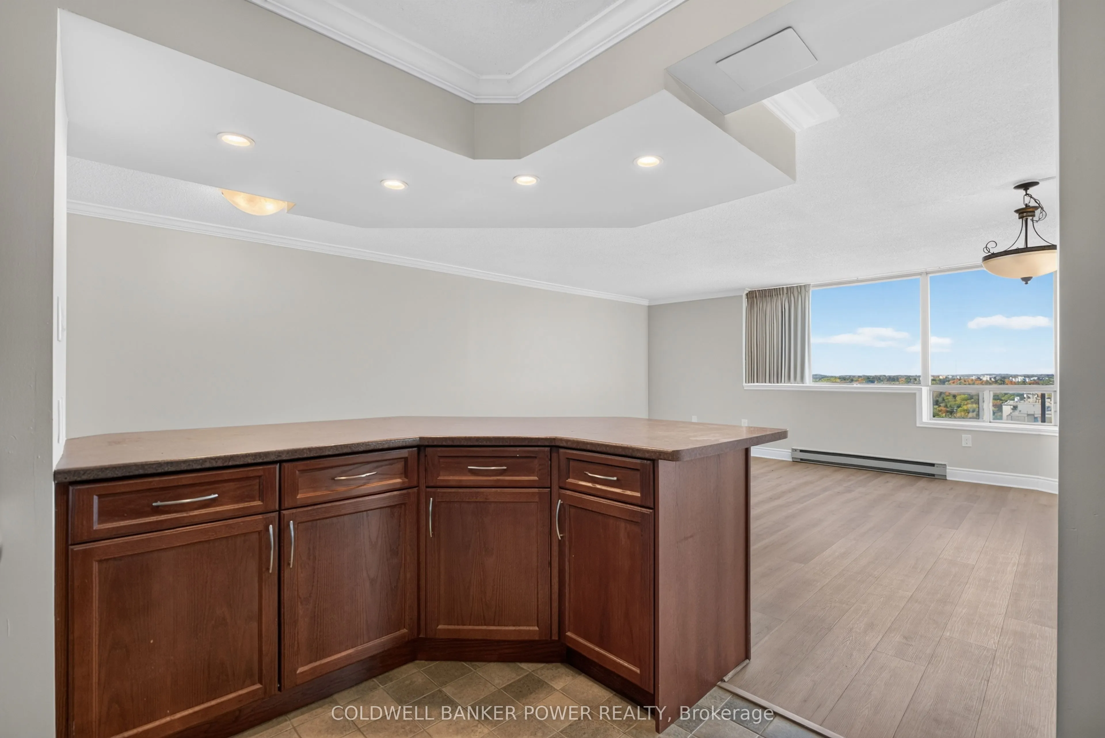 695 Richmond Street #1705