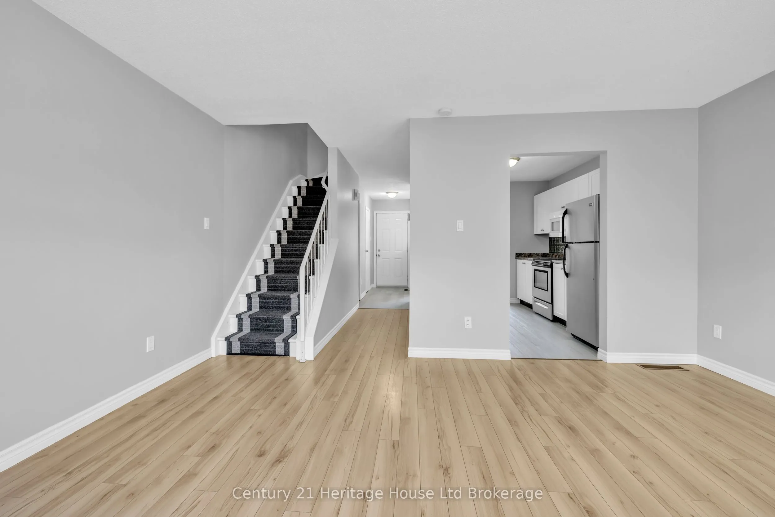 1135 Nellis Street #2