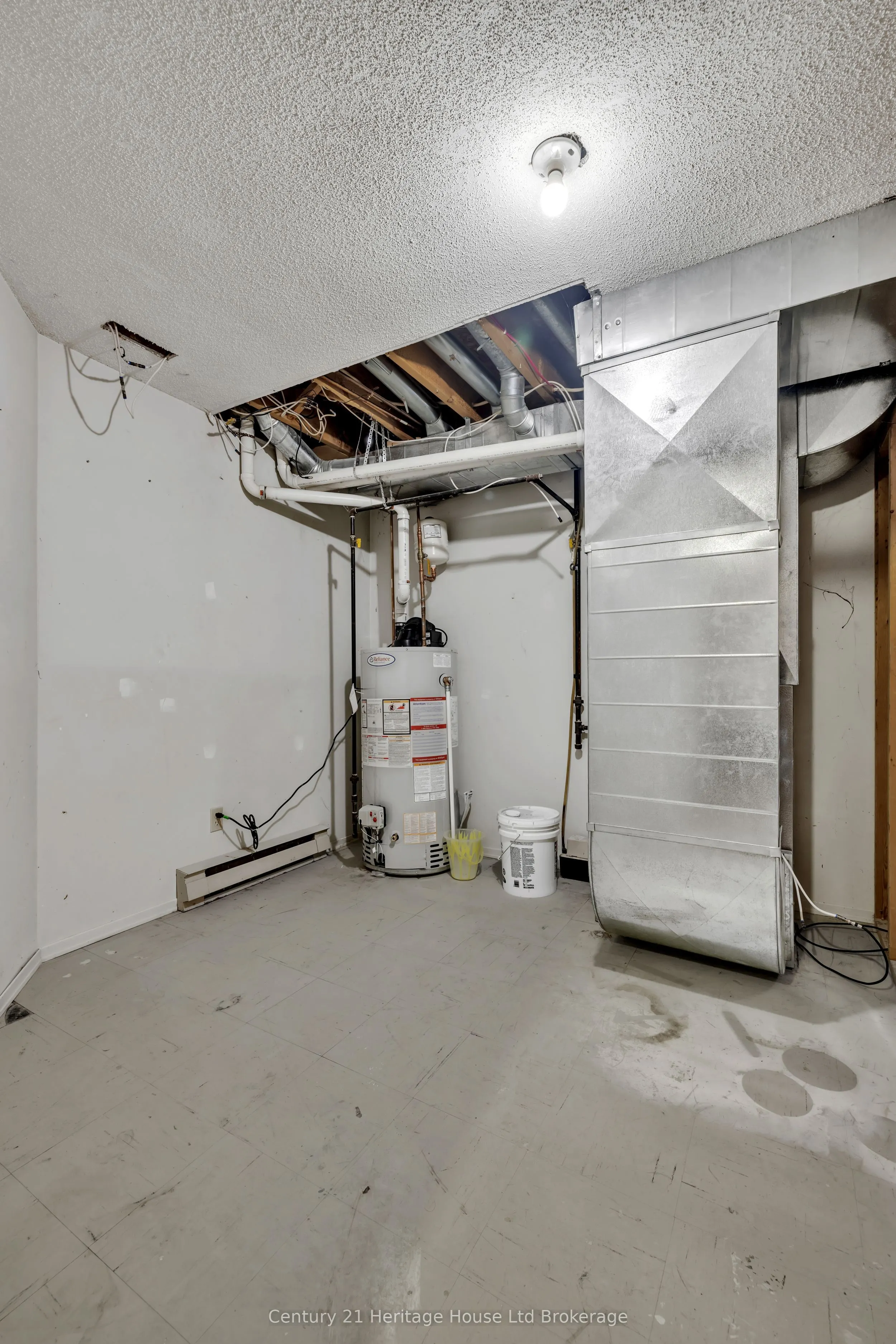 1135 Nellis Street #2