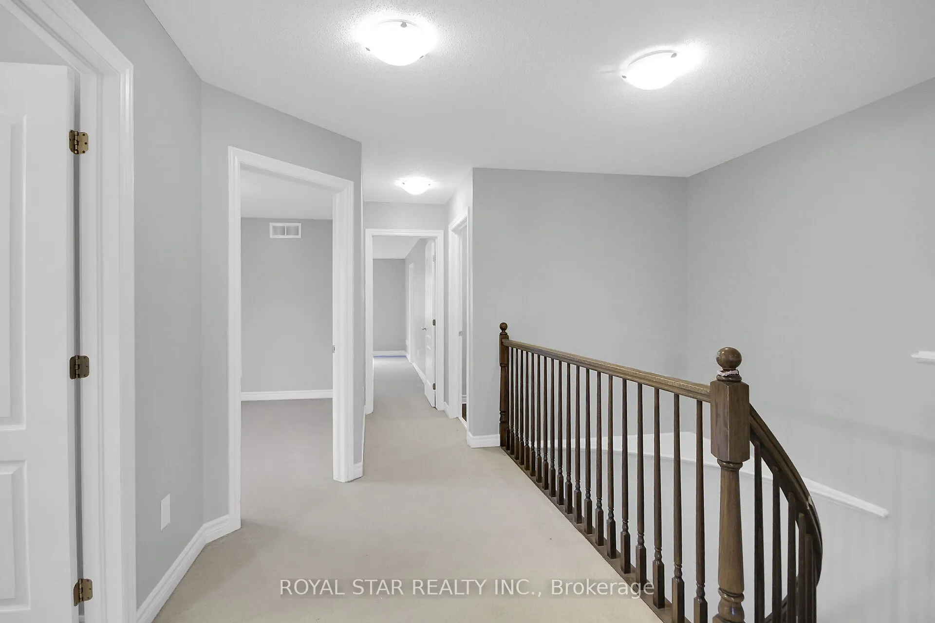 604 MOORPARK Avenue
