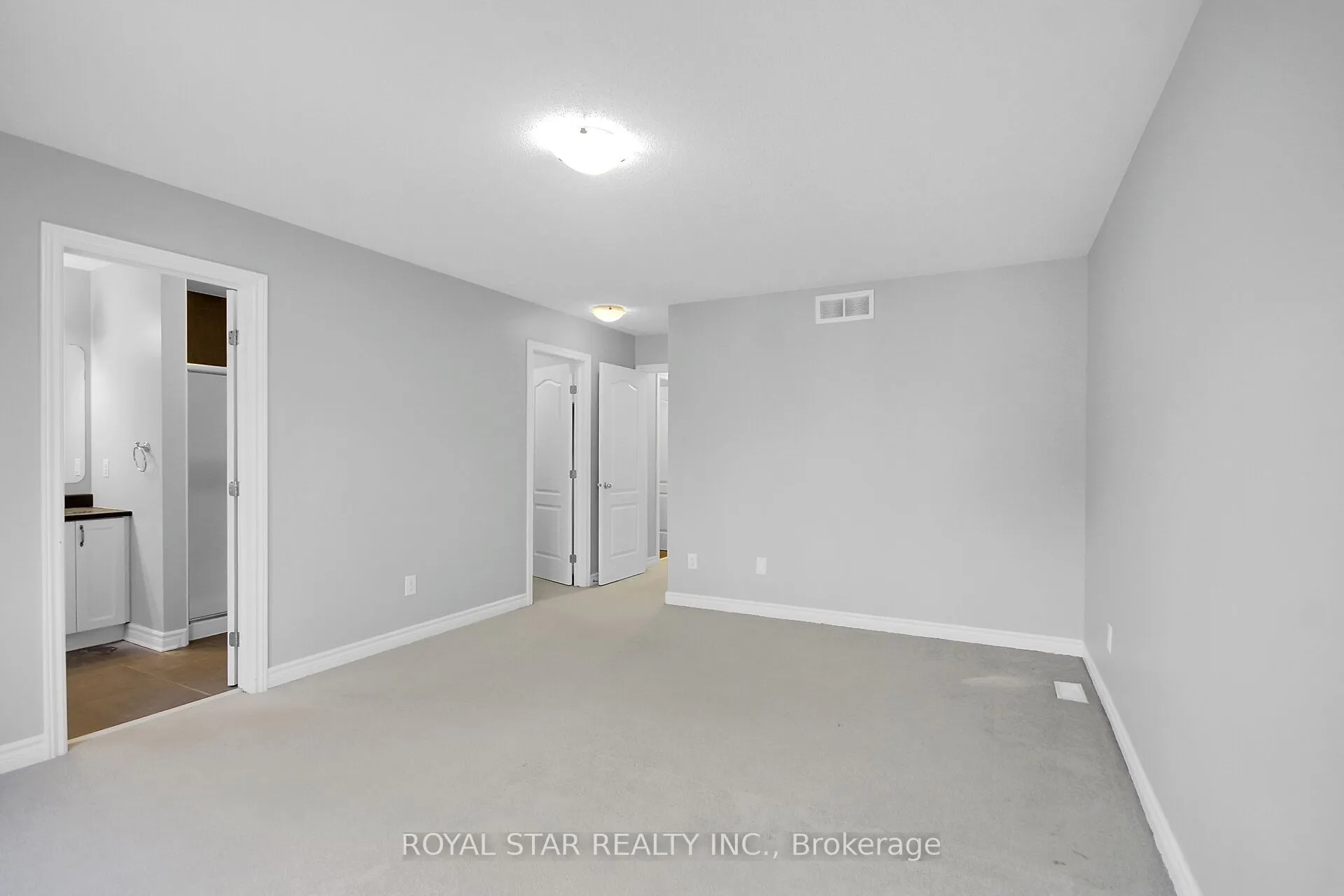 604 MOORPARK Avenue