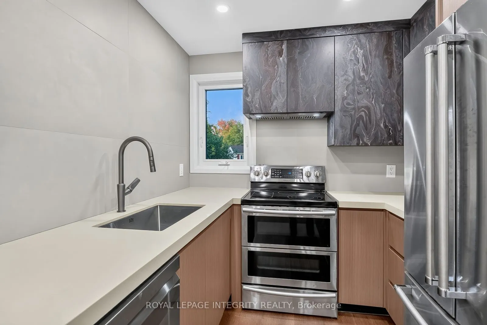 775 Kingfisher Crescent #C