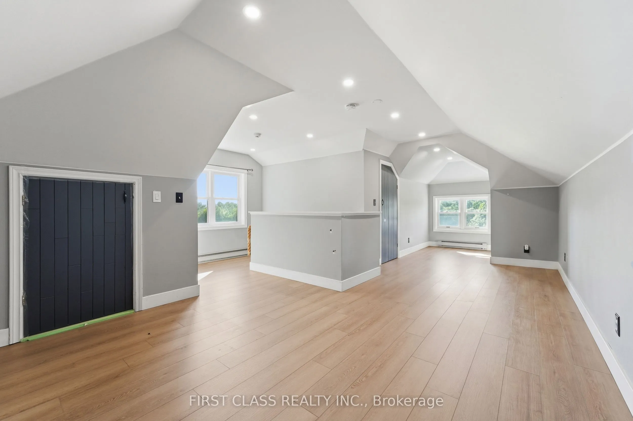 424 Concession Rd 8 E