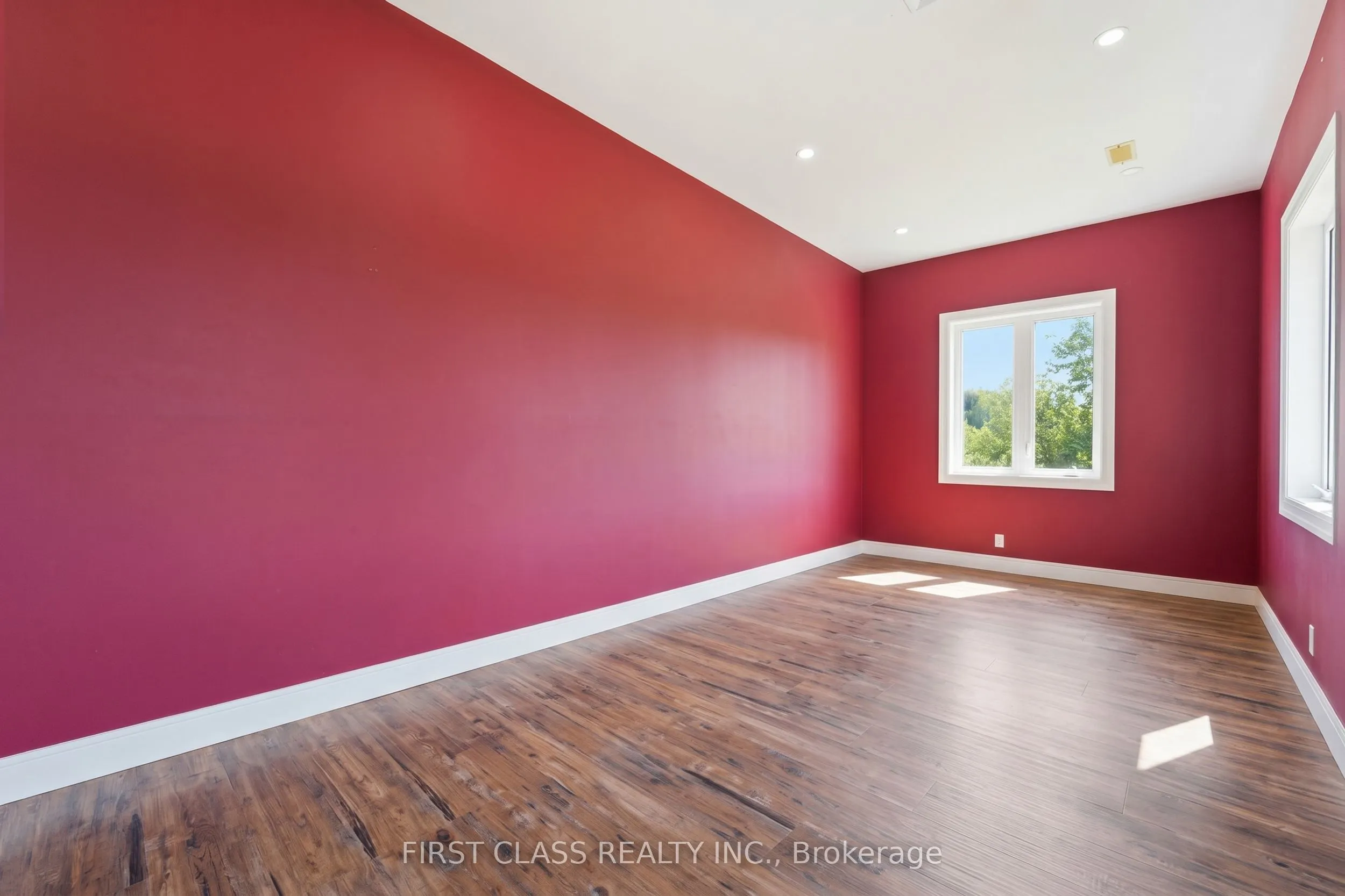 424 Concession Rd 8 E
