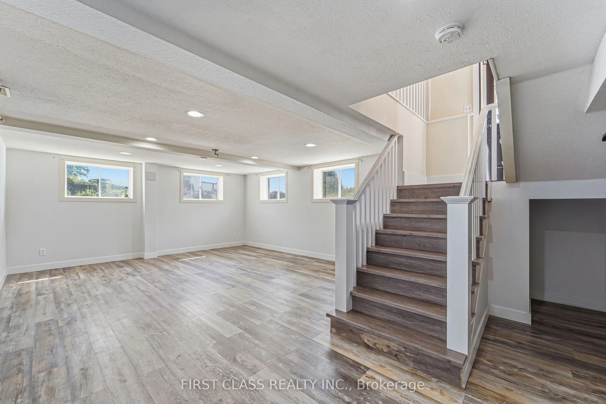 424 Concession Rd 8 E