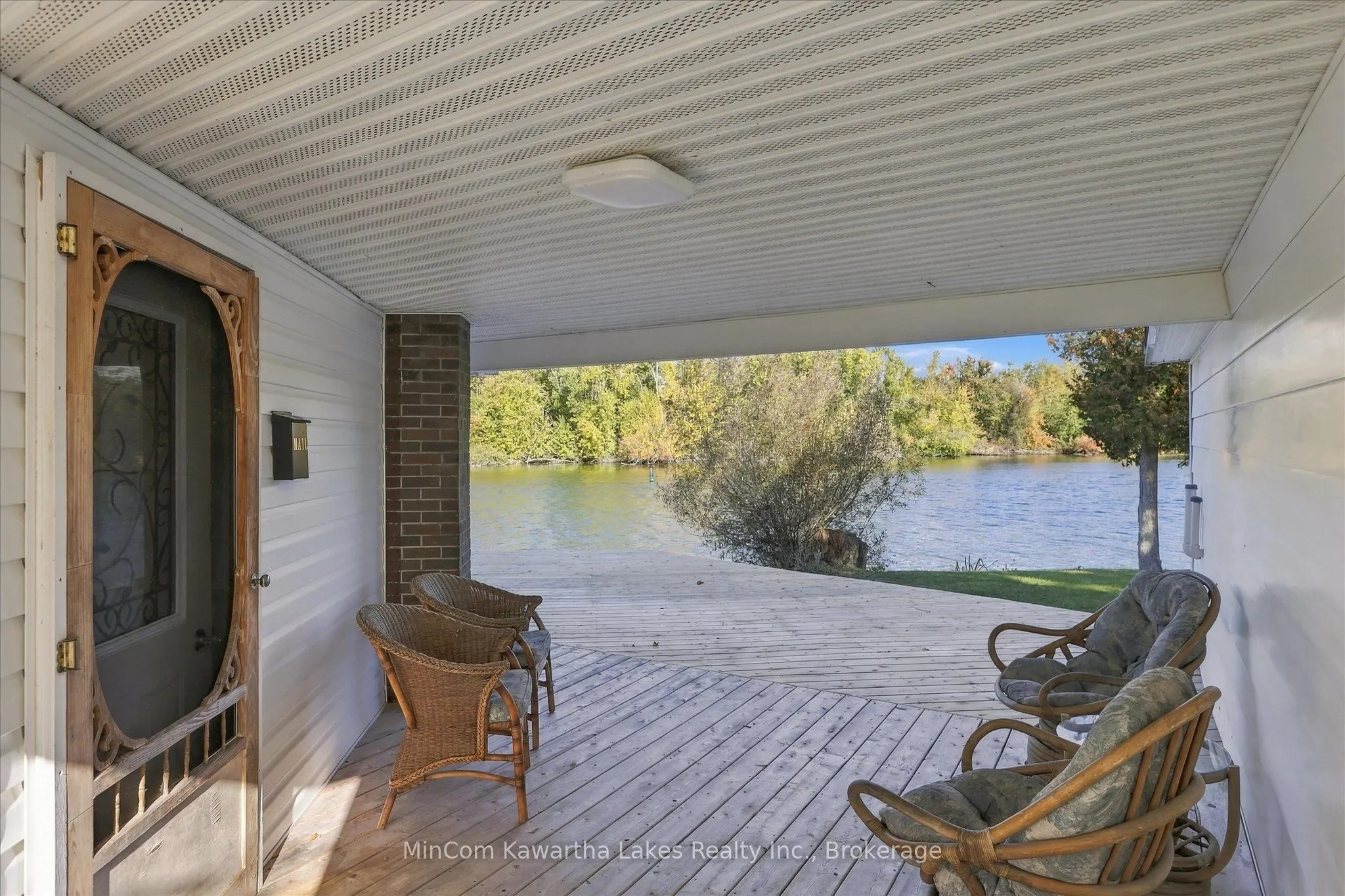 42 Willow Road