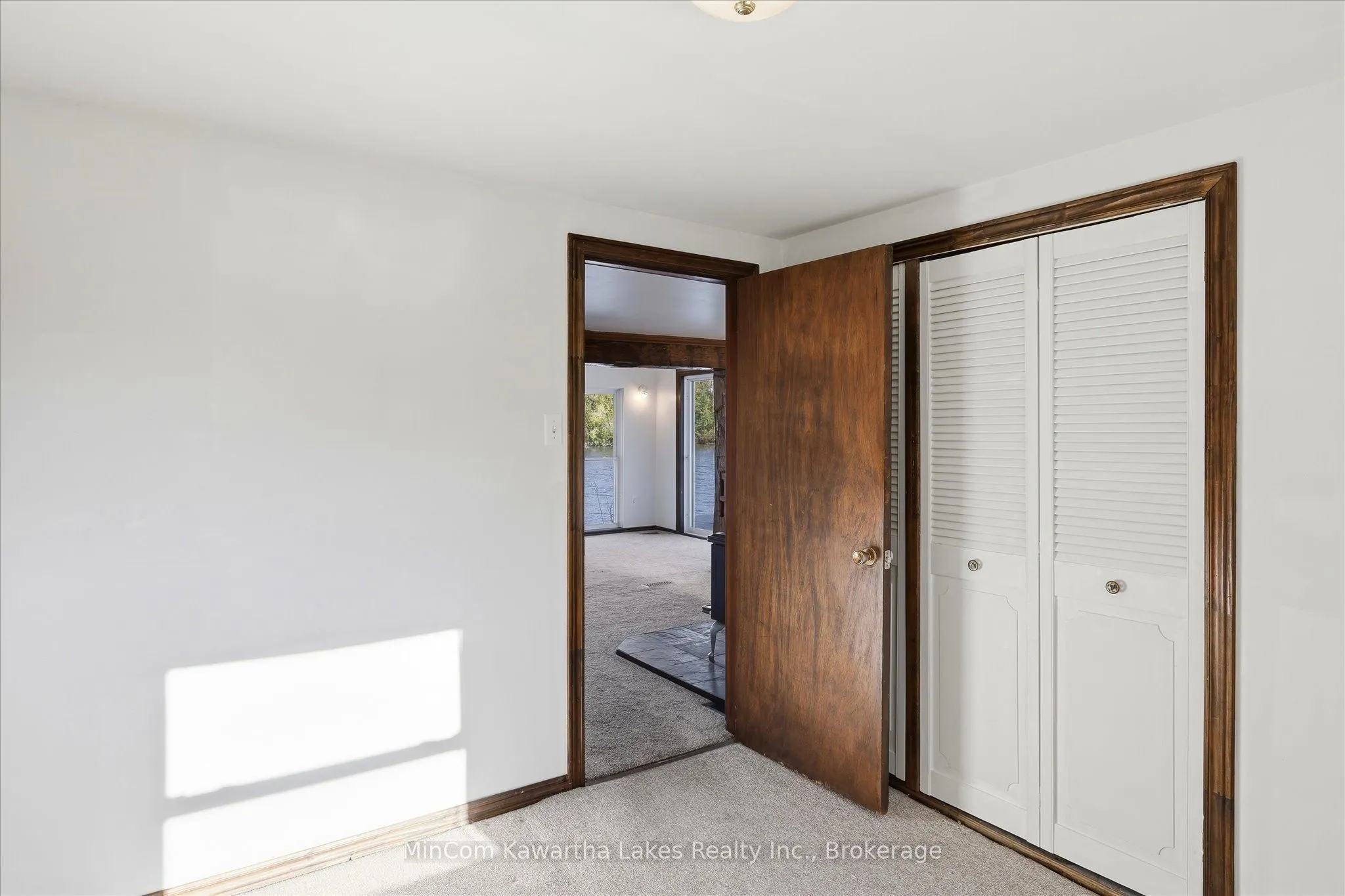 42 Willow Road