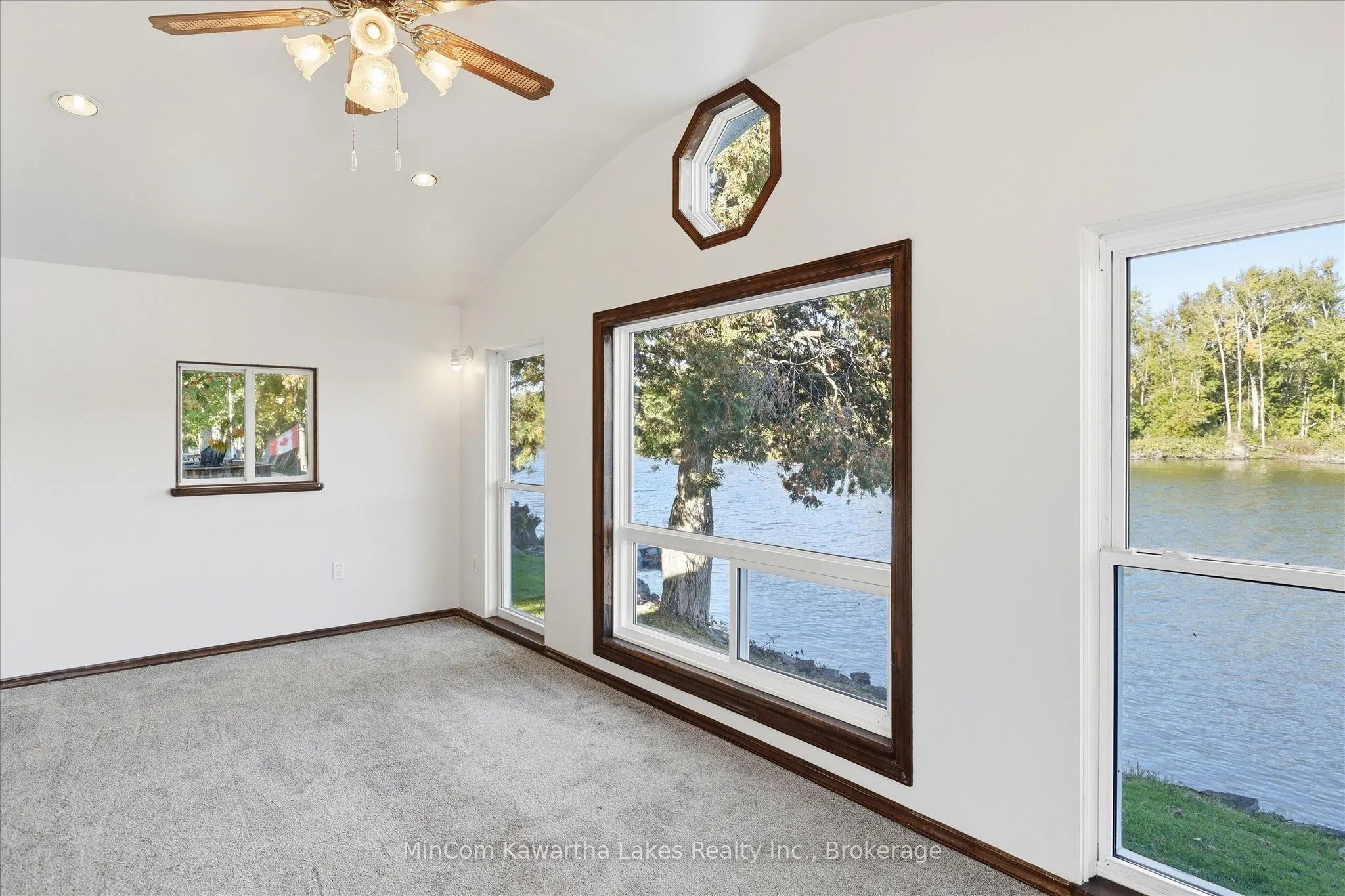 42 Willow Road