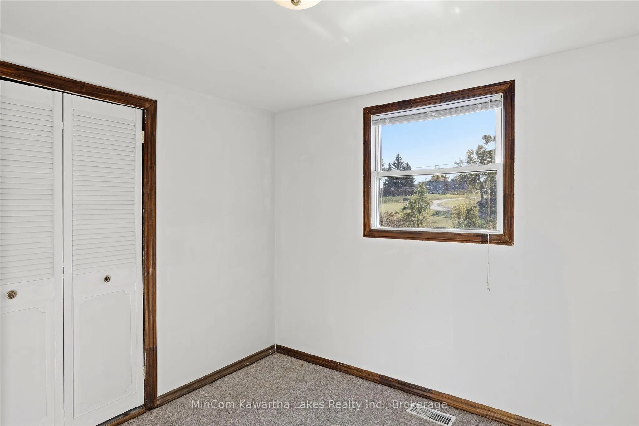 42 Willow Road