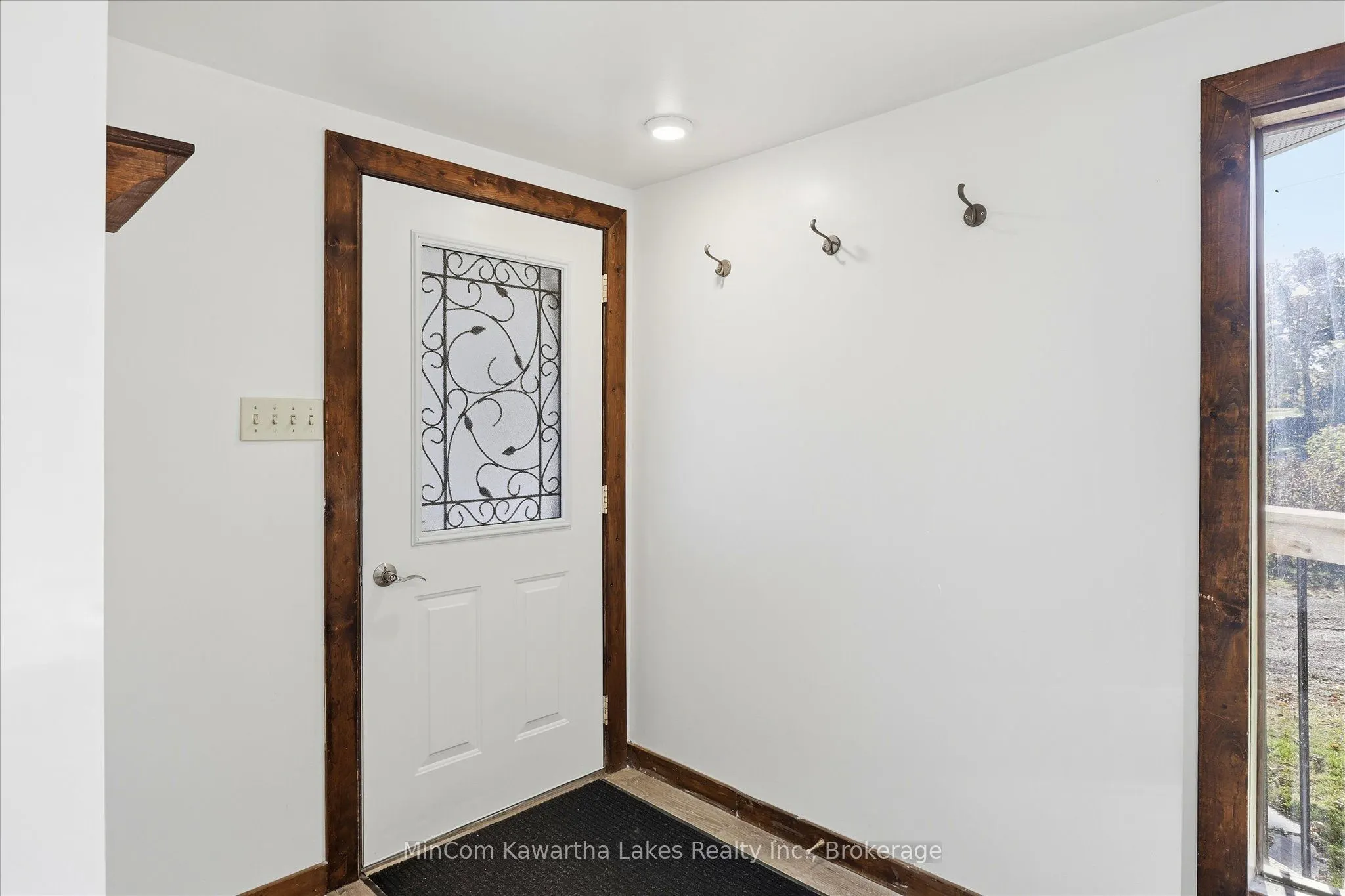 42 Willow Road