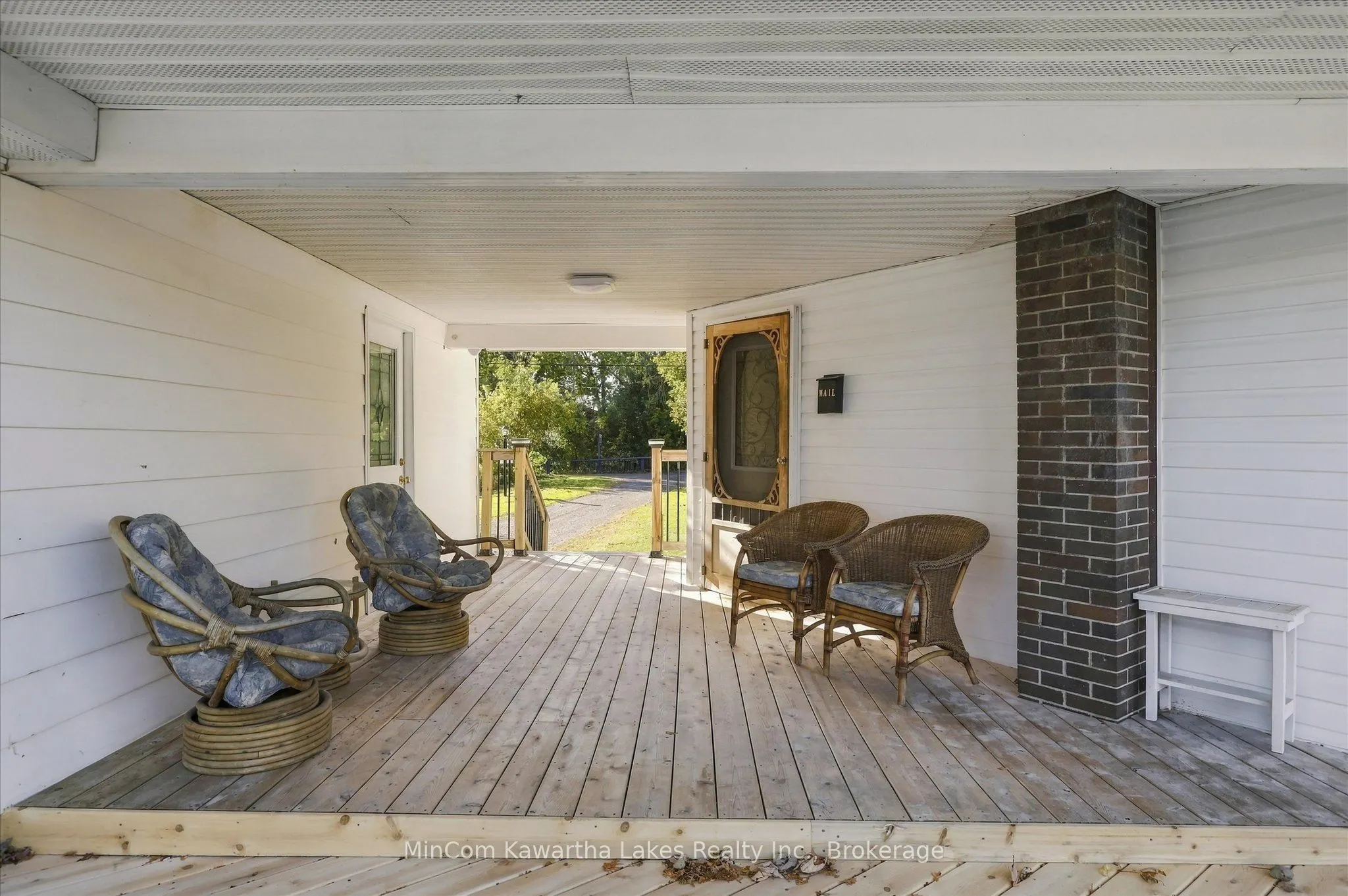 42 Willow Road