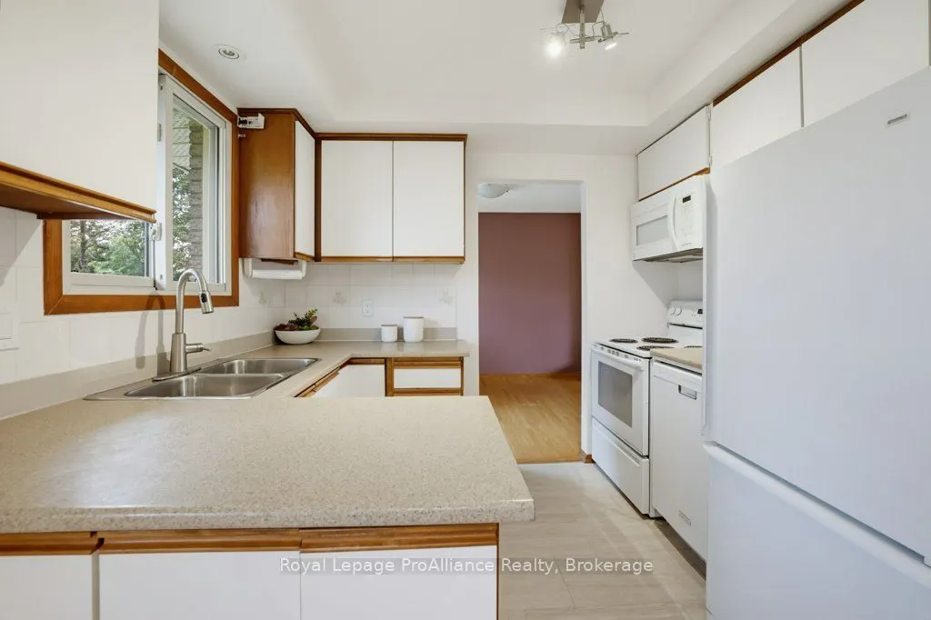 23 Thorncliffe Drive