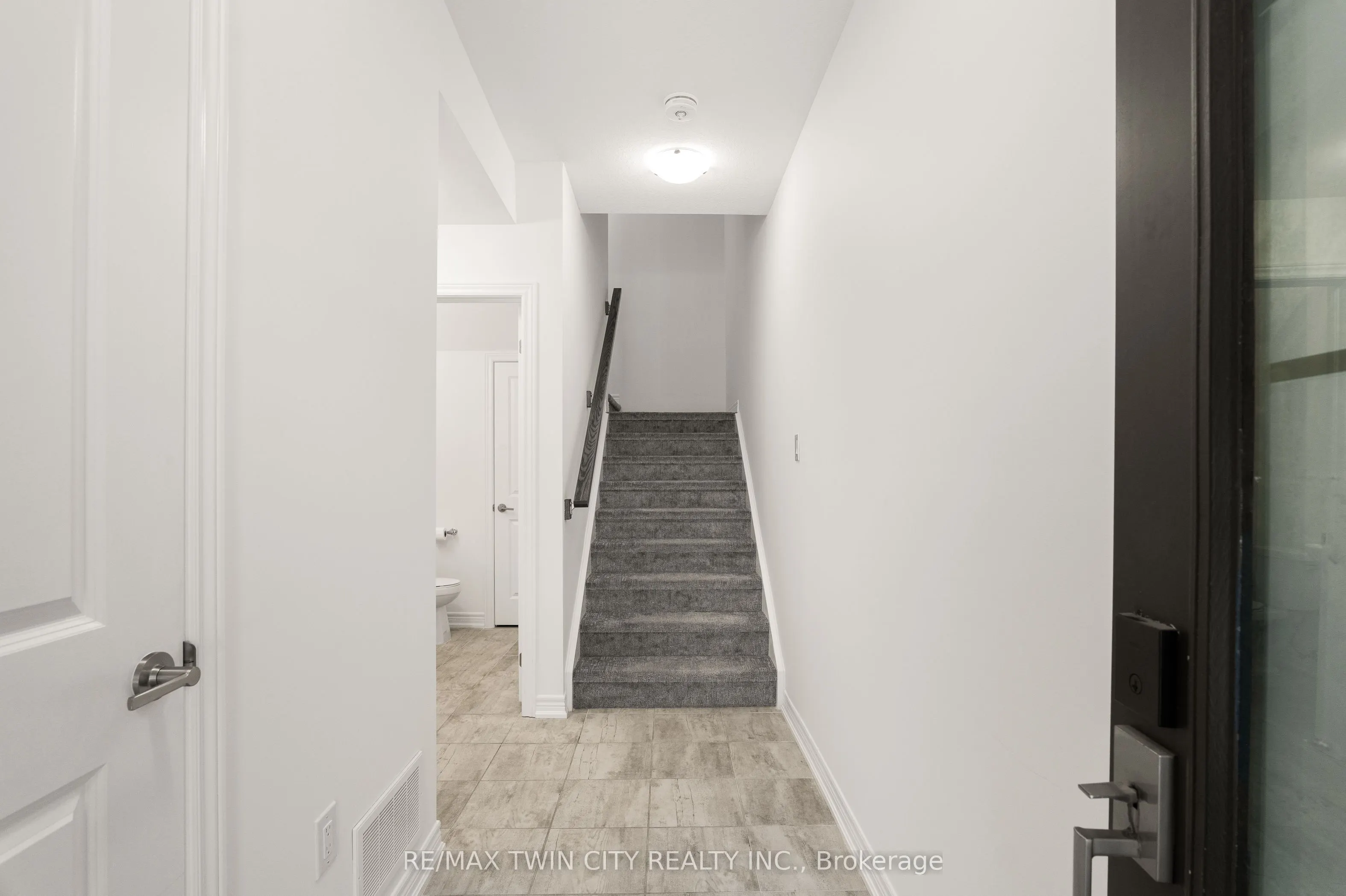 10 Birmingham Drive #129
