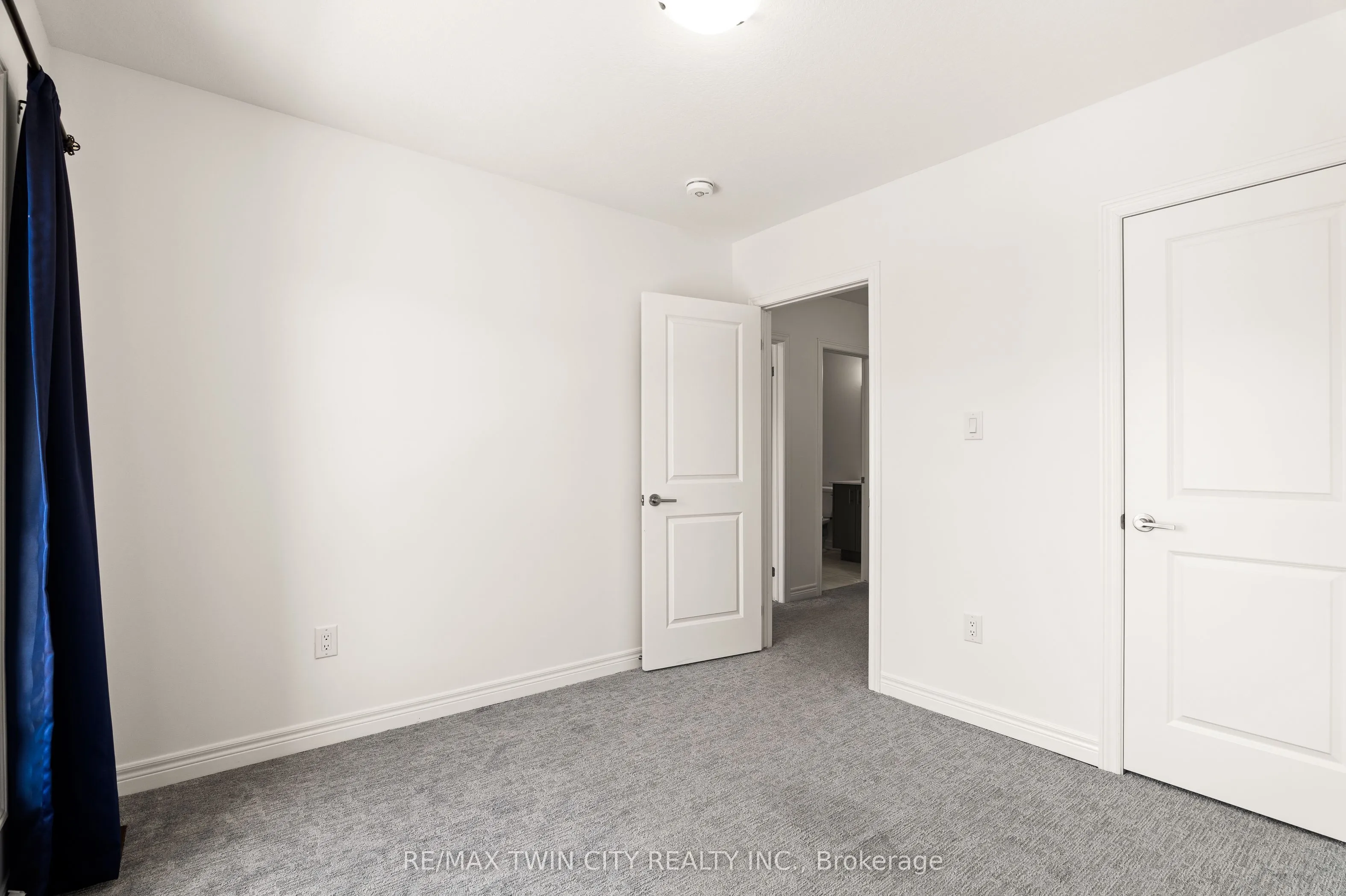 10 Birmingham Drive #129