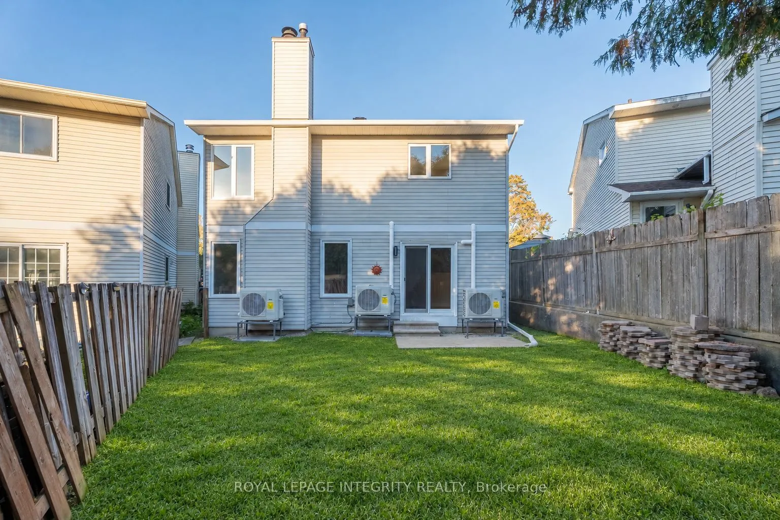 775 Kingfisher Crescent #A